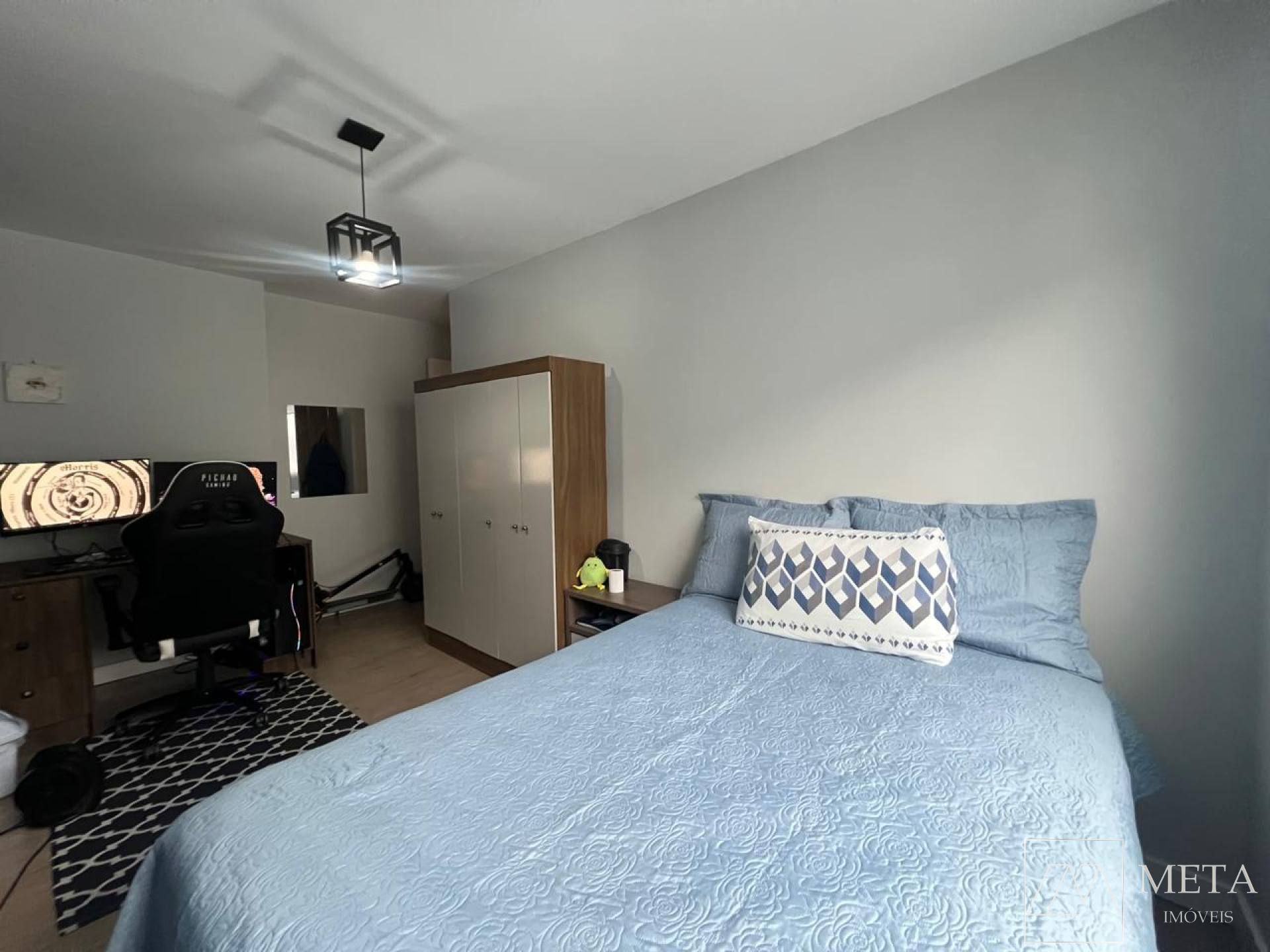 Apartamento com 2 dormitórios em Potecas-São José/SC