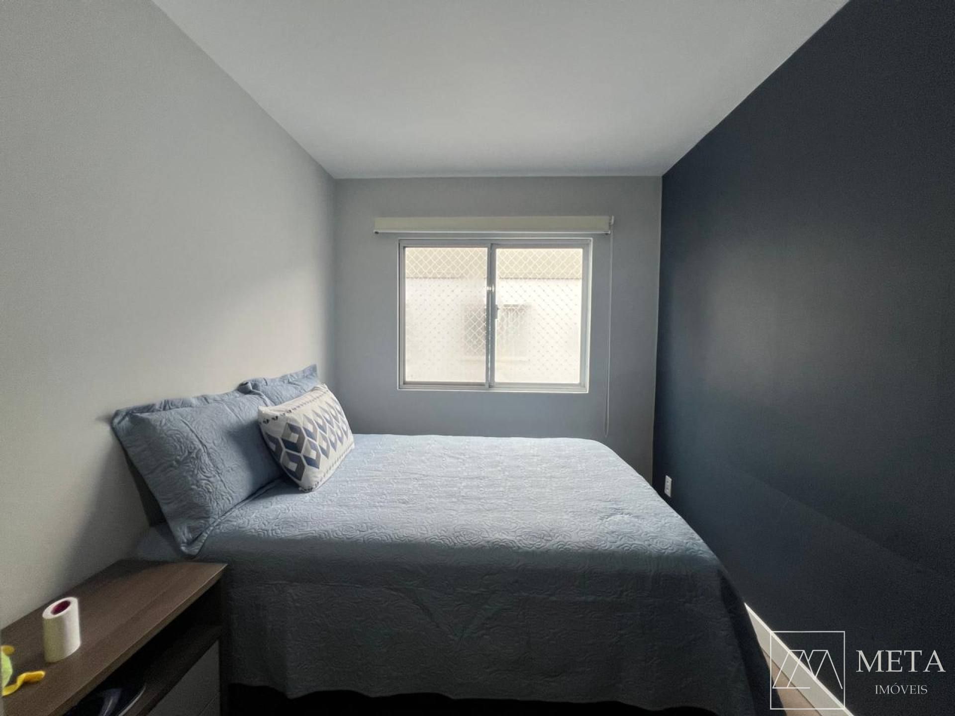 Apartamento com 2 dormitórios em Potecas-São José/SC