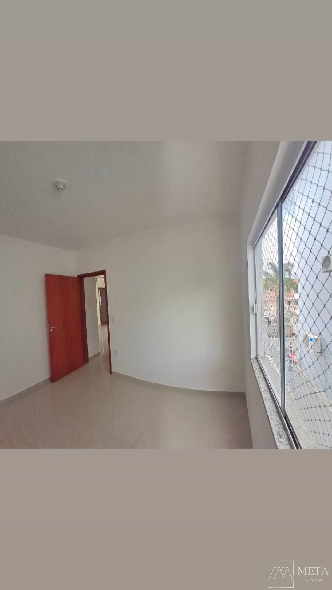 Apartamento com 2 dormitórios no bairro Aririu-Palhoça/SC