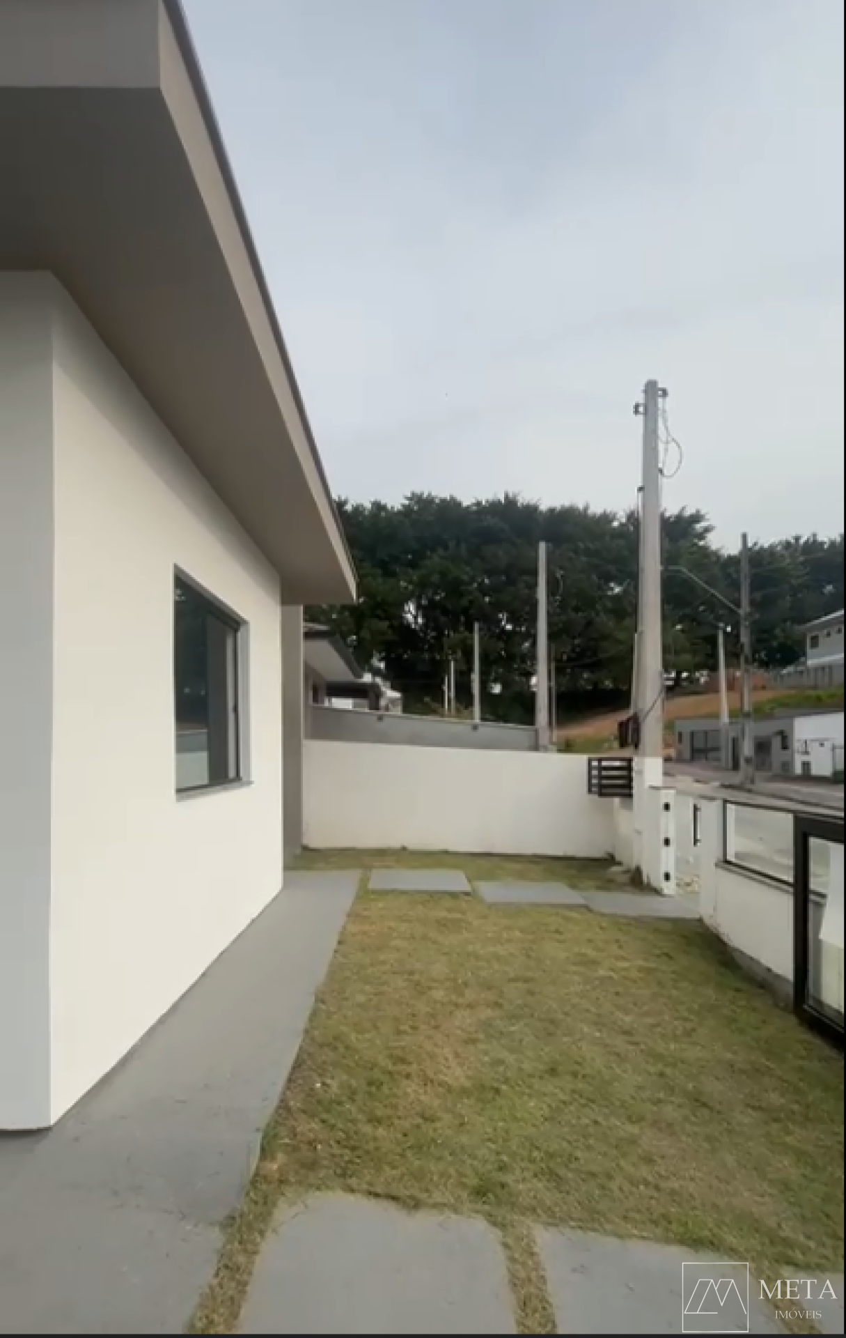 Casa com 3 dormitórios (1 suíte) na Bela Vista-Palhoça/SC