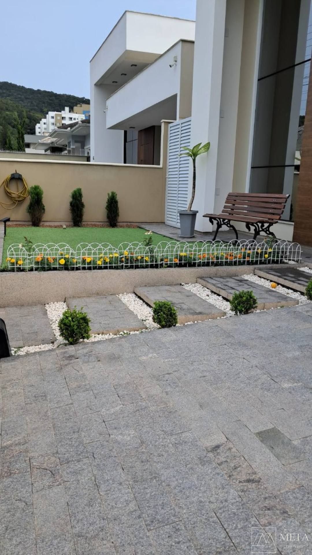 Casa com 3 dormitórios (1 Suíte) na Pedra Branca - Palhoça/SC