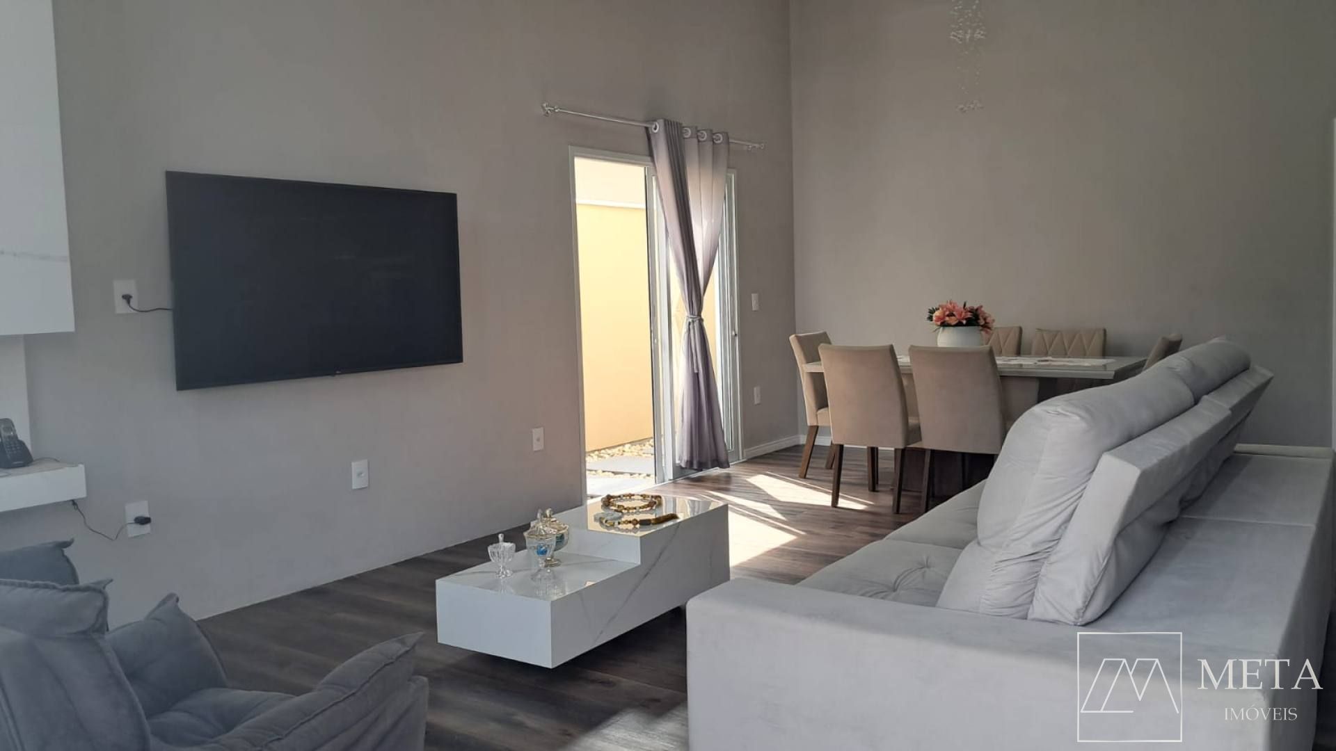 Casa com 3 dormitórios (1 Suíte) na Pedra Branca - Palhoça/SC