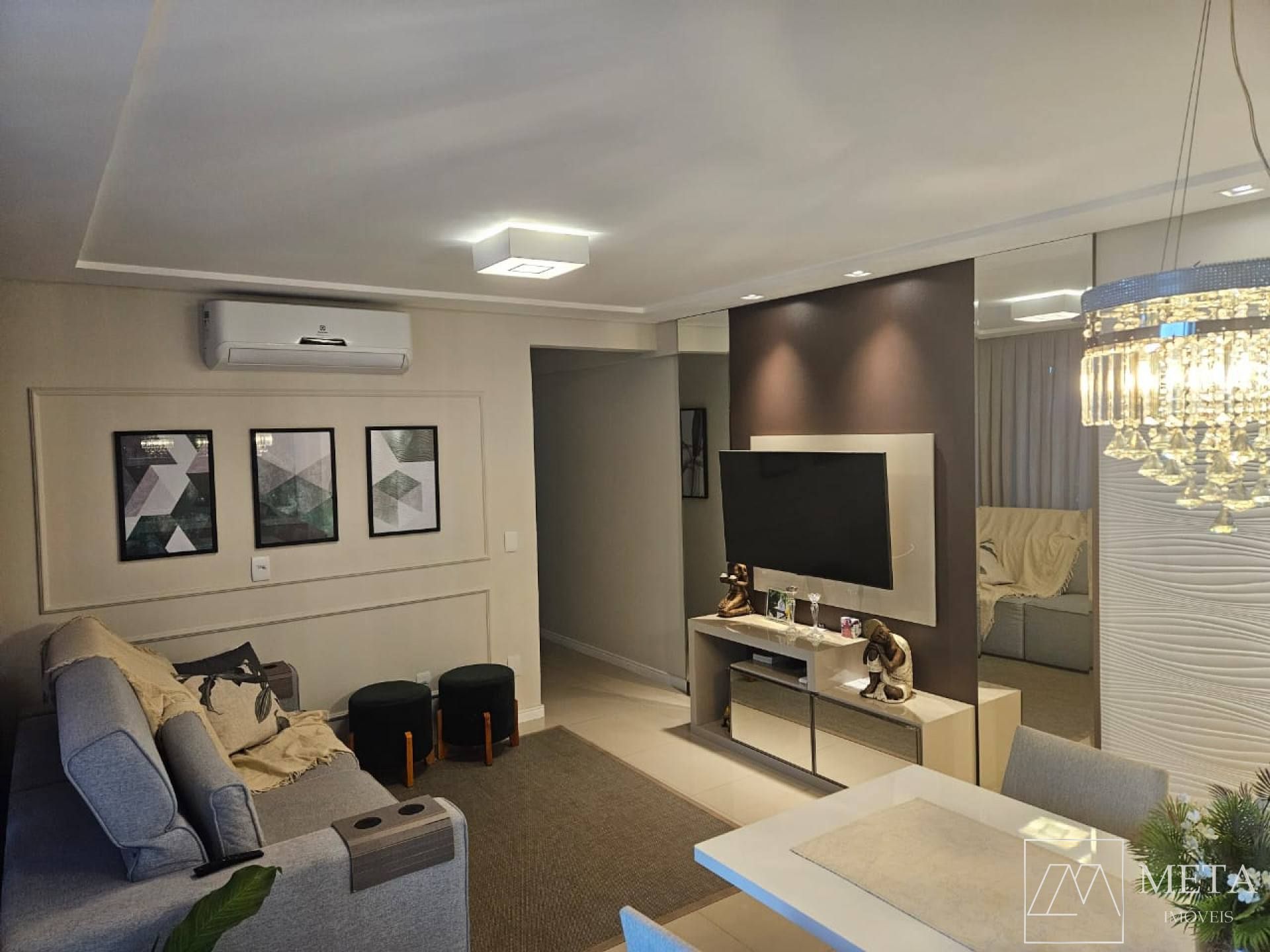 Apartamento com 2 suítes no Pagani - Palhoça/SC
