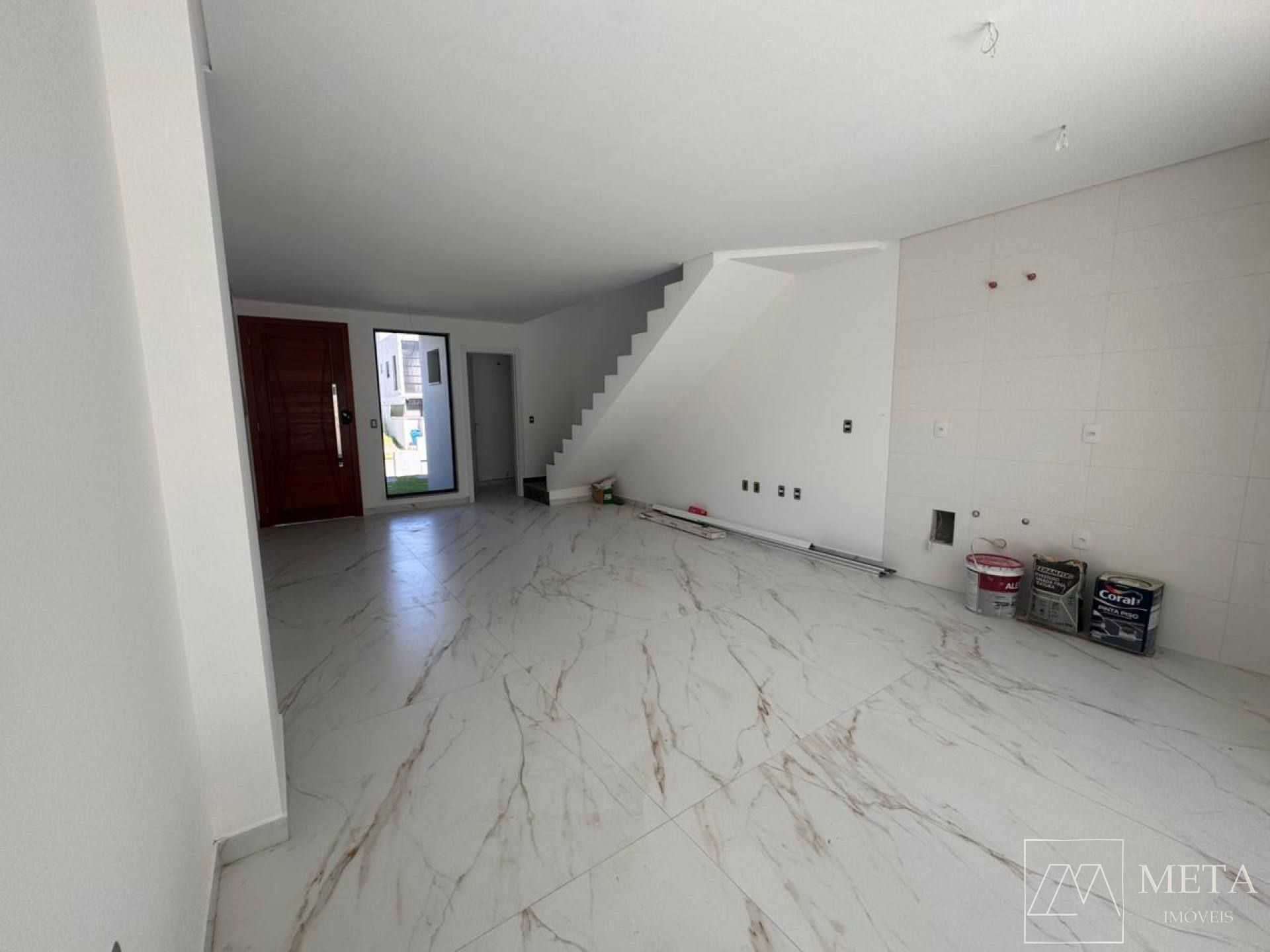 Sobrado com 2 Suítes no Residencial Campeche – Florianópolis/SC