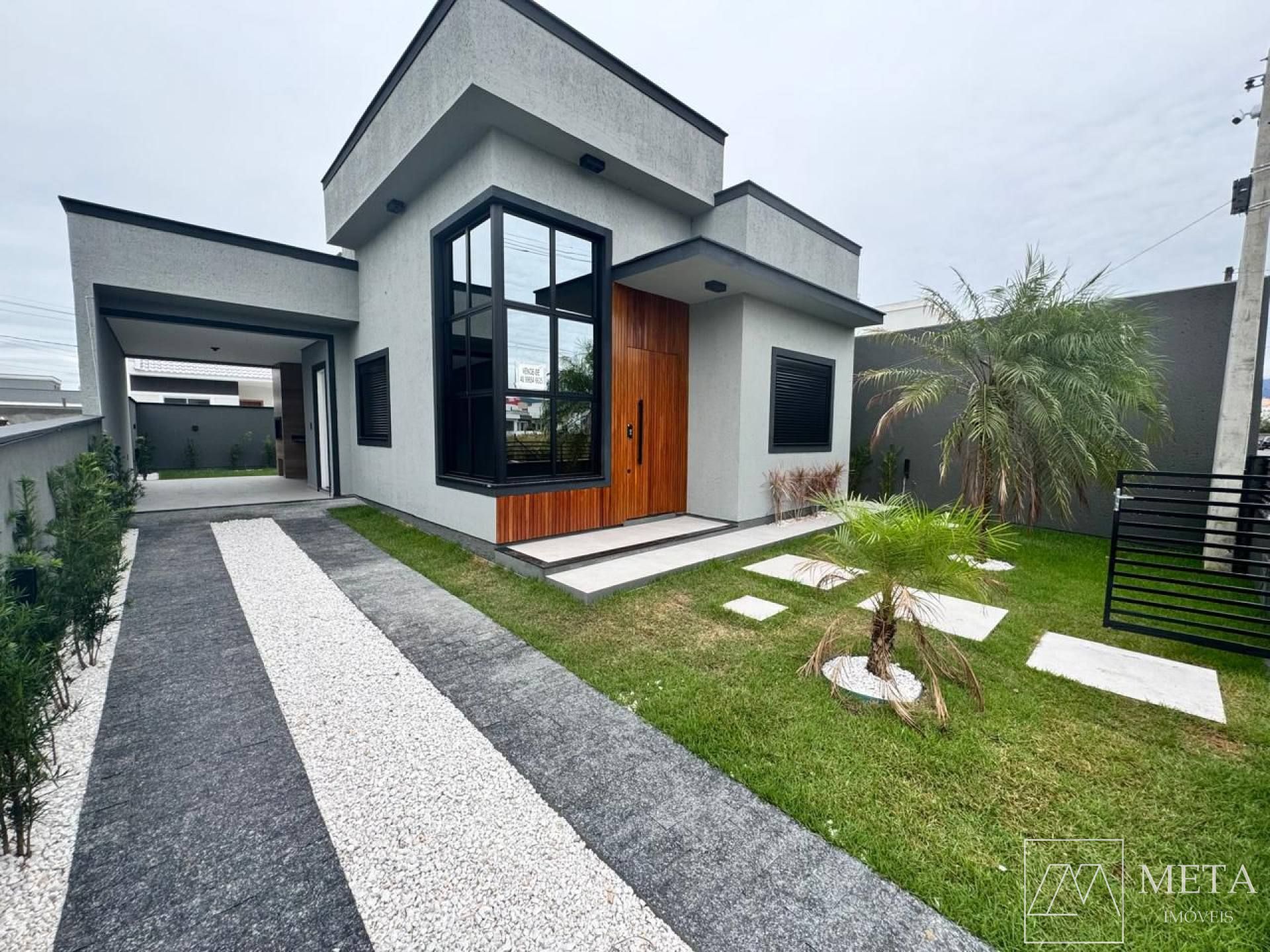Casa com 3 dormitórios (1 suíte) no Caminho Novo- Palhoça/SC