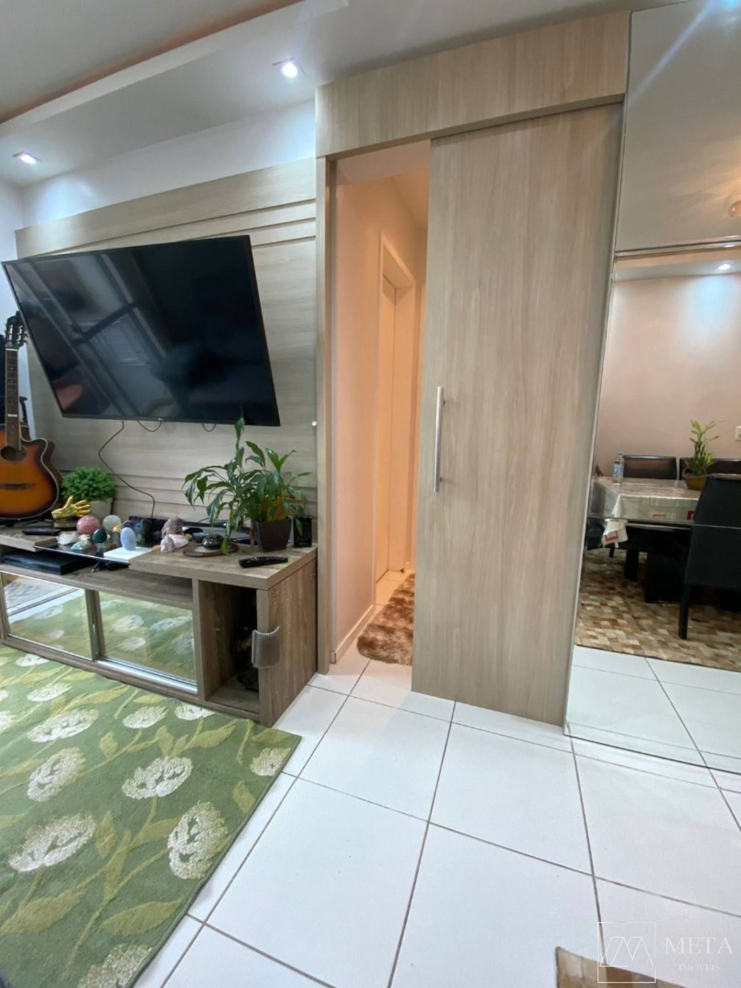 Apartamento com 2 dormitórios em Barreiros - São José/SC