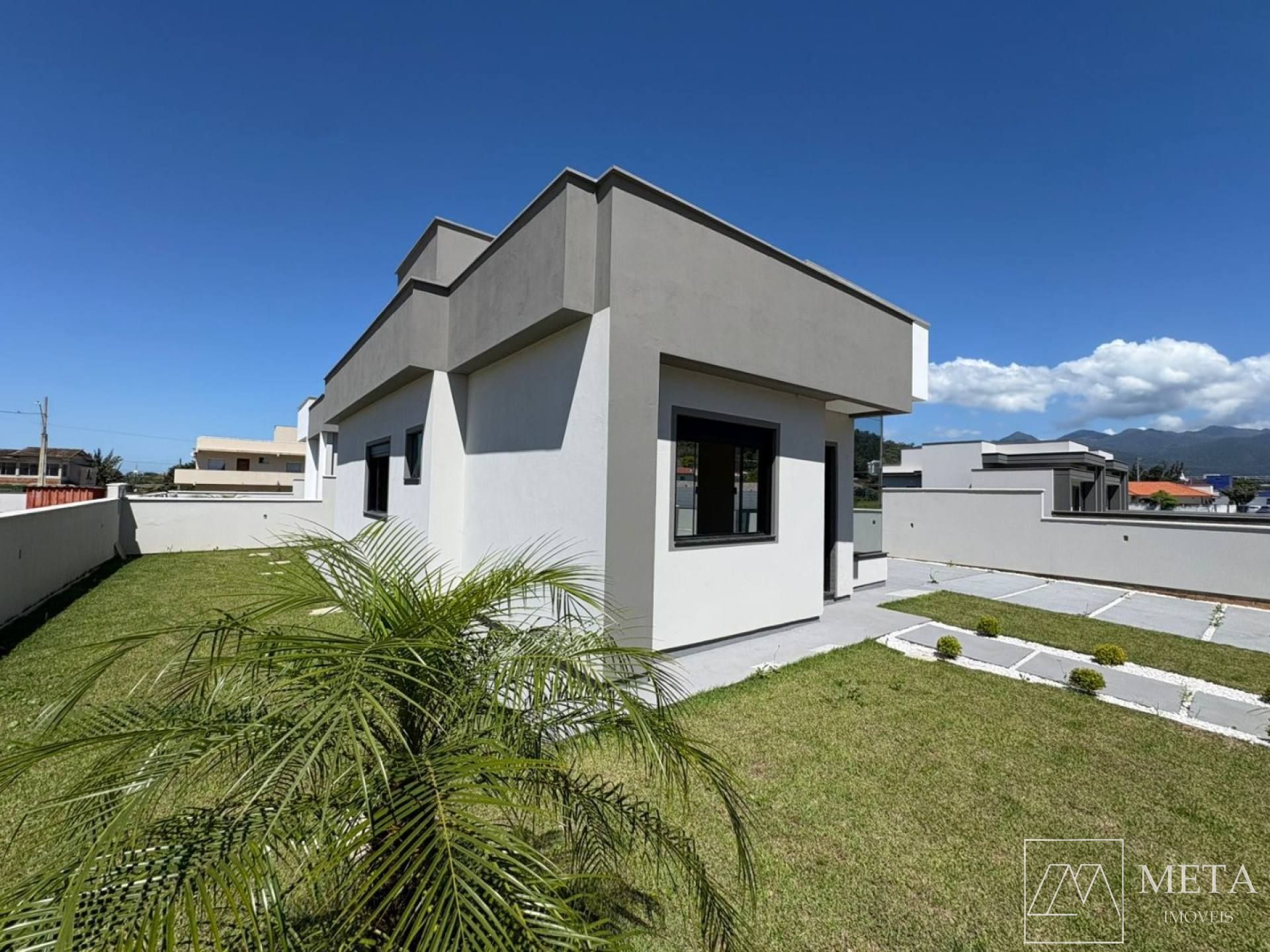 Casa unifamiliar com 3 dormitórios (1 suíte) no Alto Aririu - Palhoça/SC