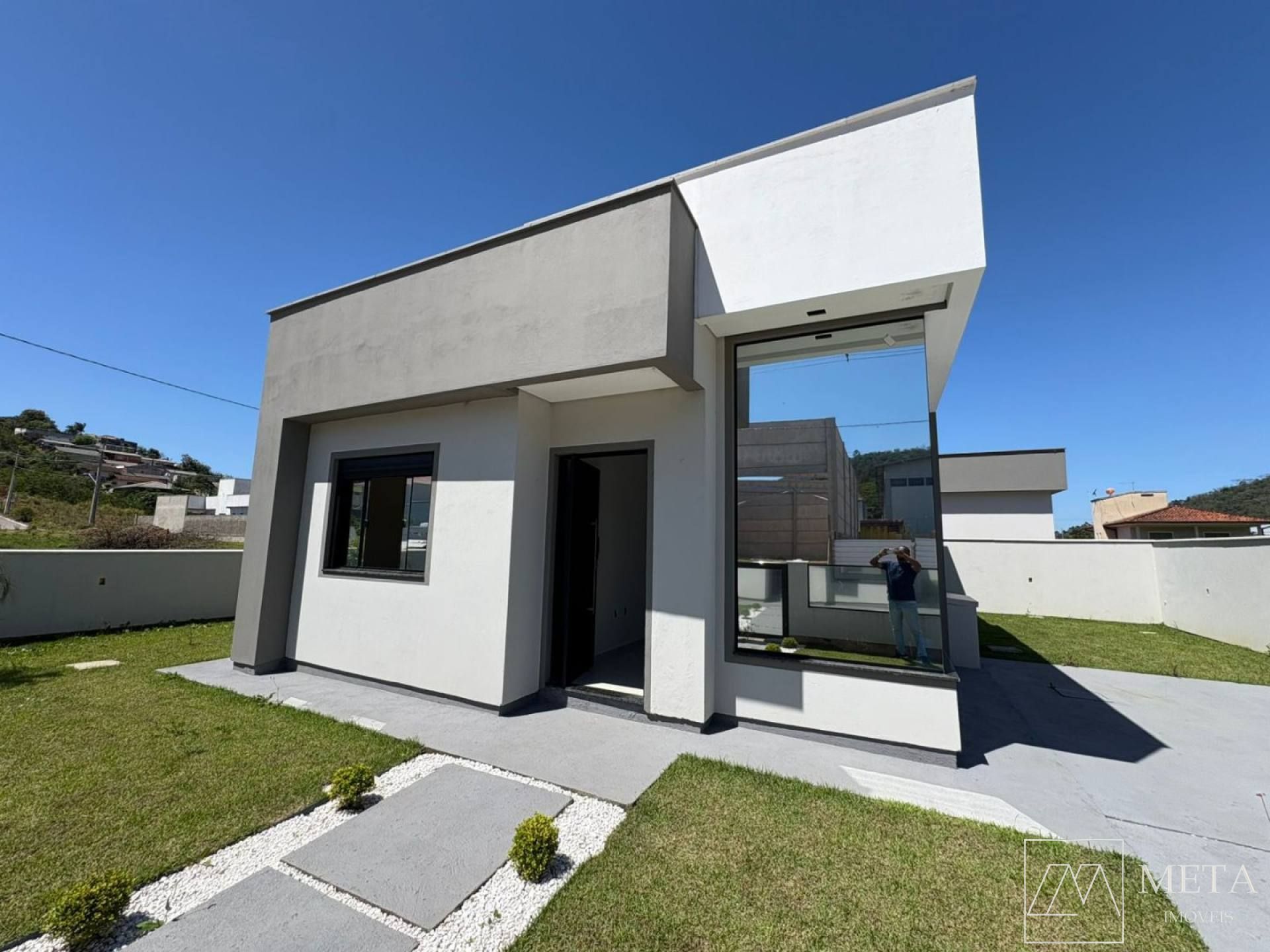 Casa unifamiliar com 3 dormitórios (1 suíte) no Alto Aririu - Palhoça/SC