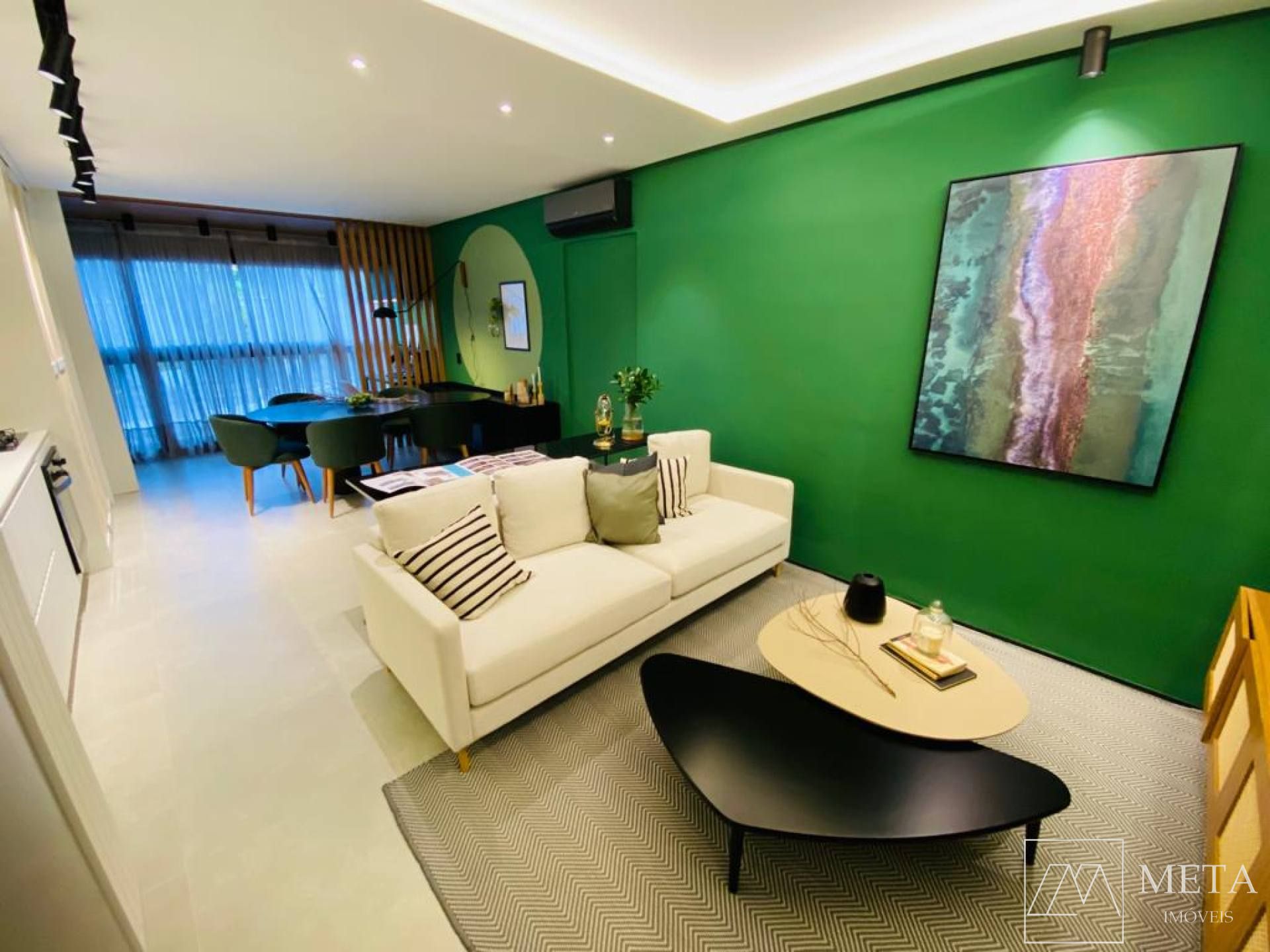 Apartamento com 2 dormitórios (1 suíte) -  CYANO SMART RESIDENCE - São José/SC