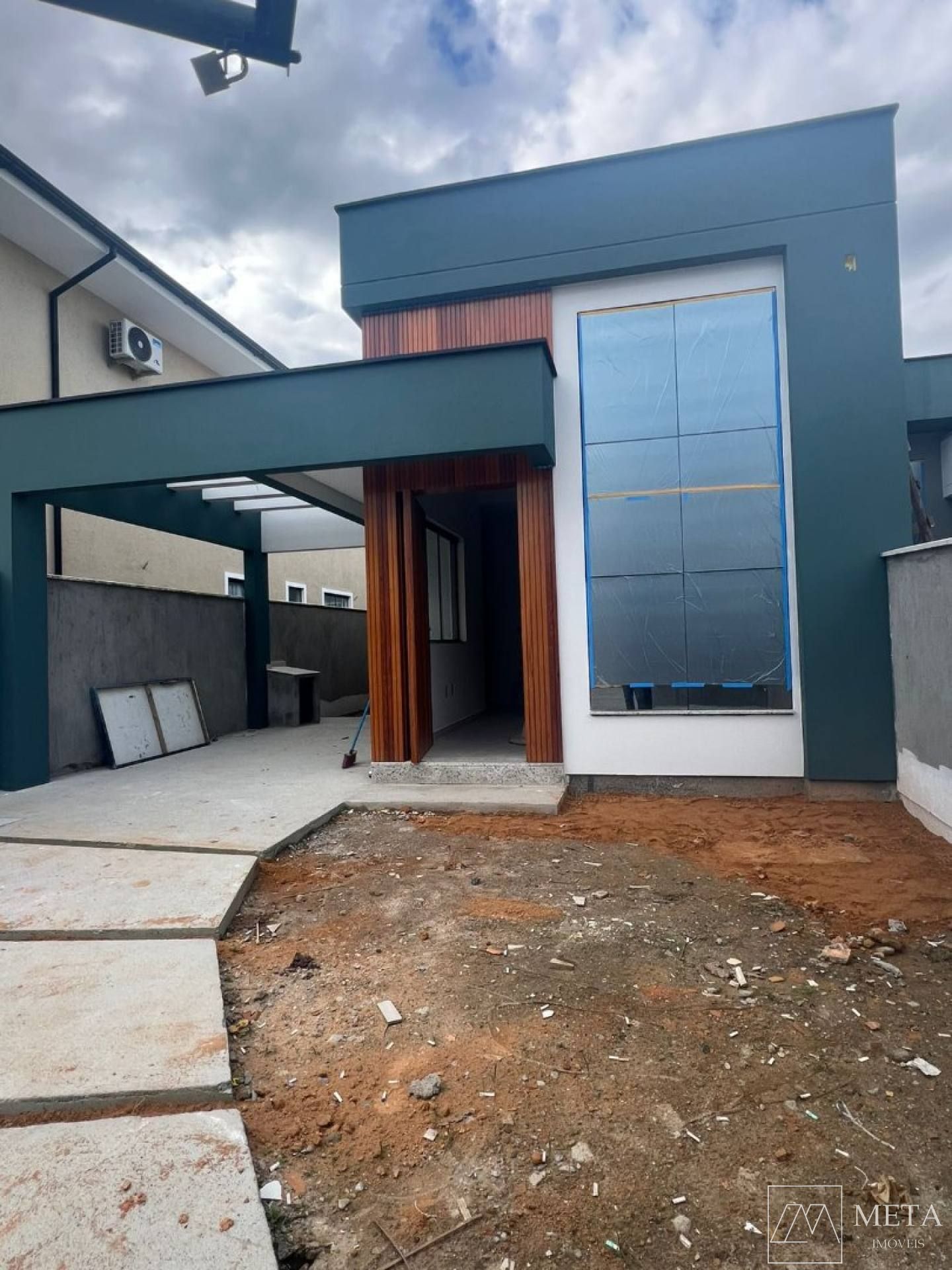 Casa com 3 dormitórios (1 suíte) na Nova Palhoça - Palhoça/SC