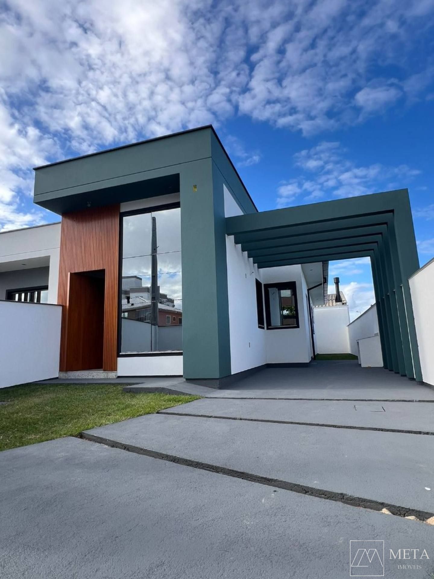 Casa com 3 dormitórios (1 suíte) na Nova Palhoça - Palhoça/SC