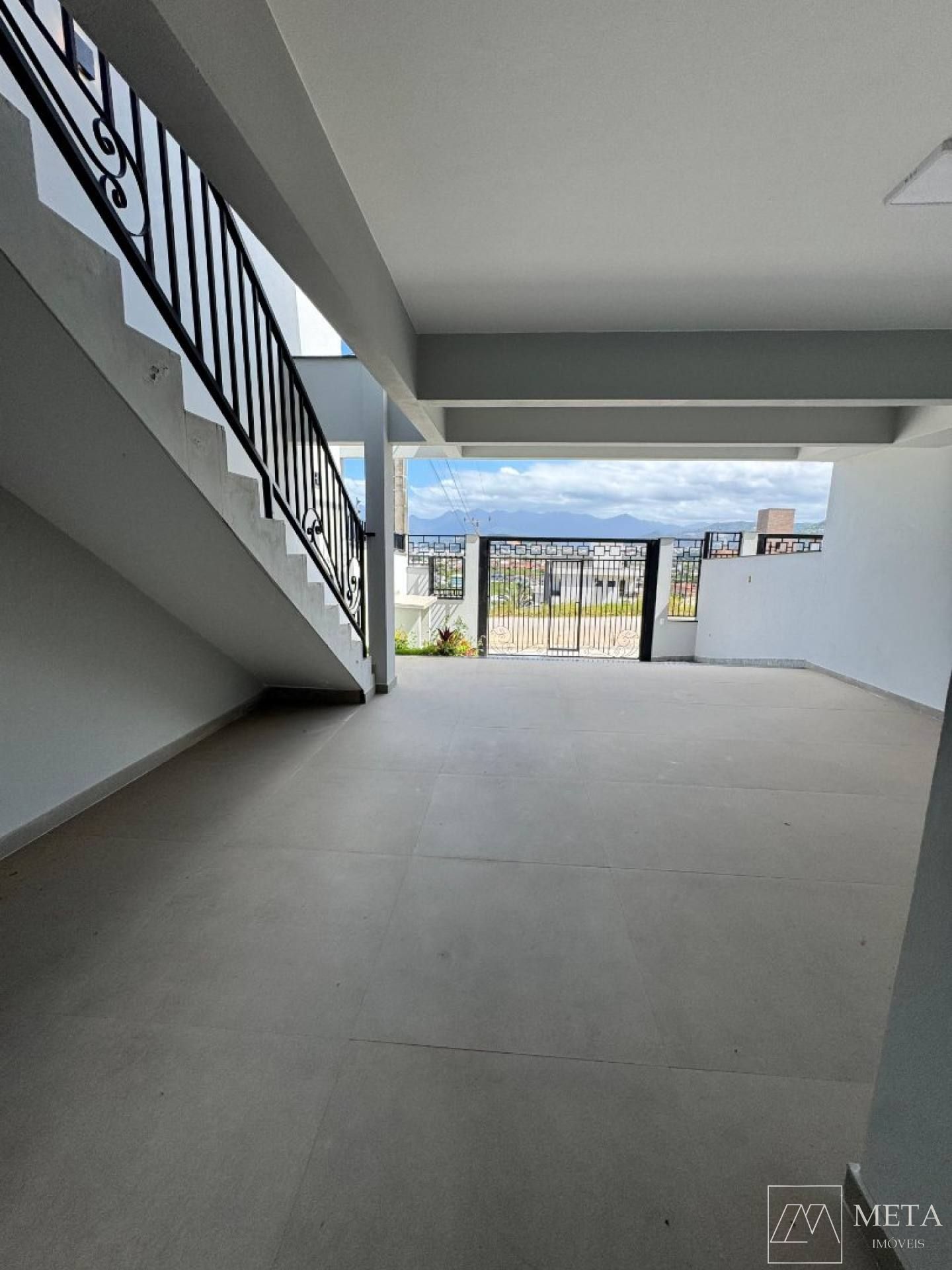 Sobrado com 3 dormitórios (1 suíte) no São Sebastião - Palhoça/SC