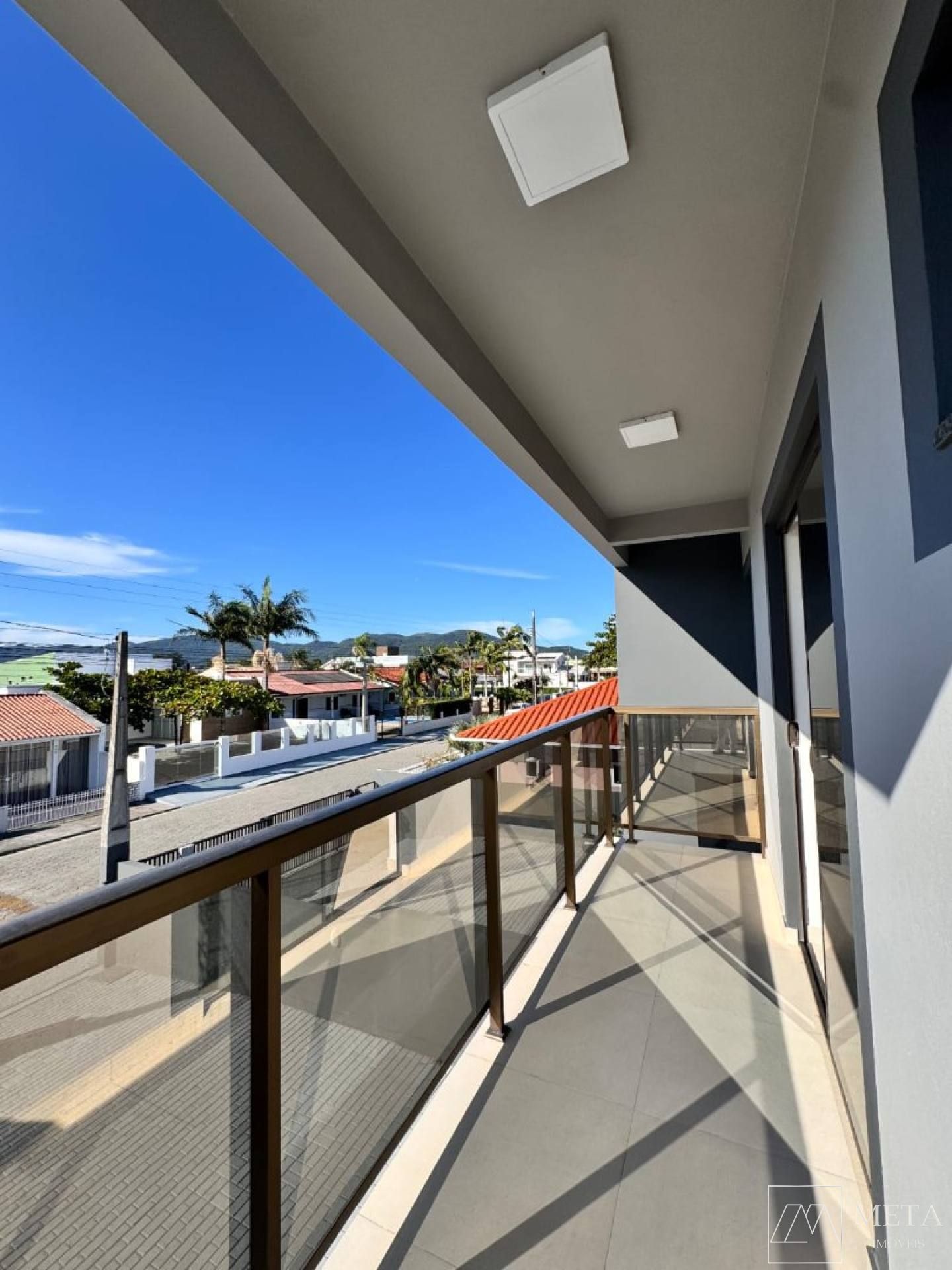 Sobrado com 3 dormitórios (1 suíte) na Praia do Sonho - Palhoça/SC