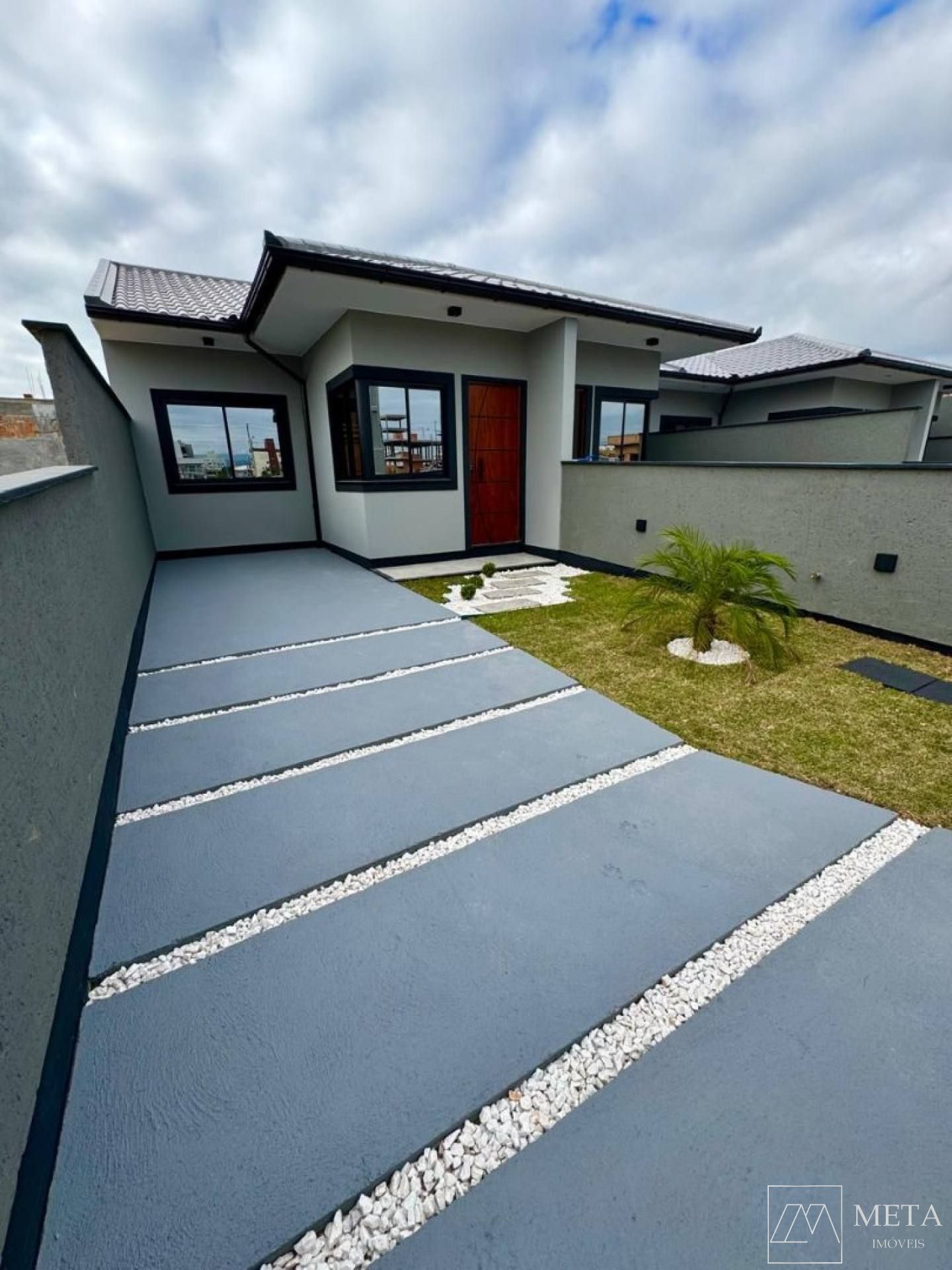 Casa com 2 dormitórios na Nova Palhoça - Palhoça/SC