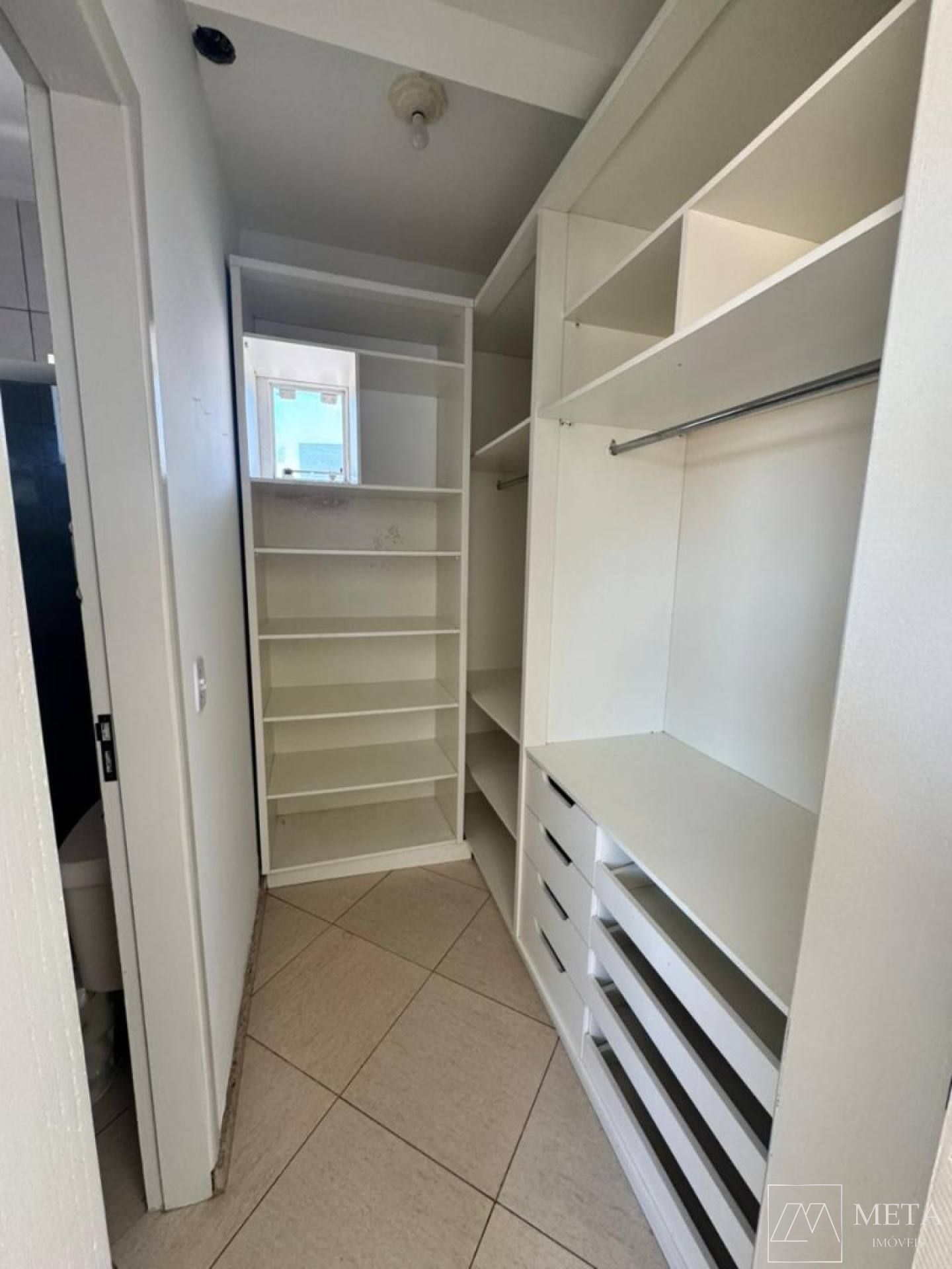 Apartamentos para locação no Carianos - Florianópolis/SC