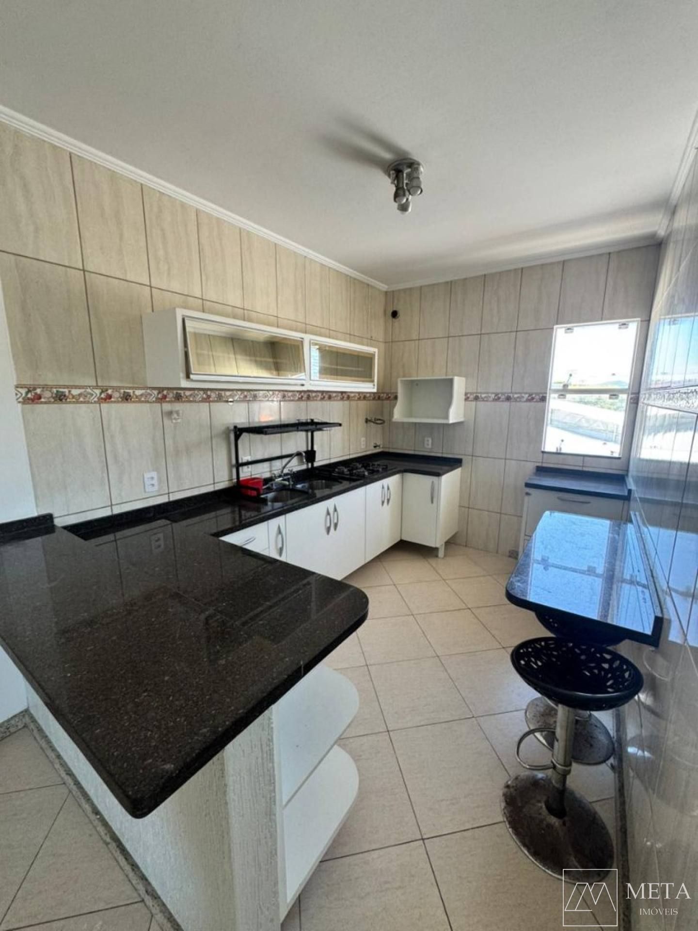 Apartamentos para locação no Carianos - Florianópolis/SC