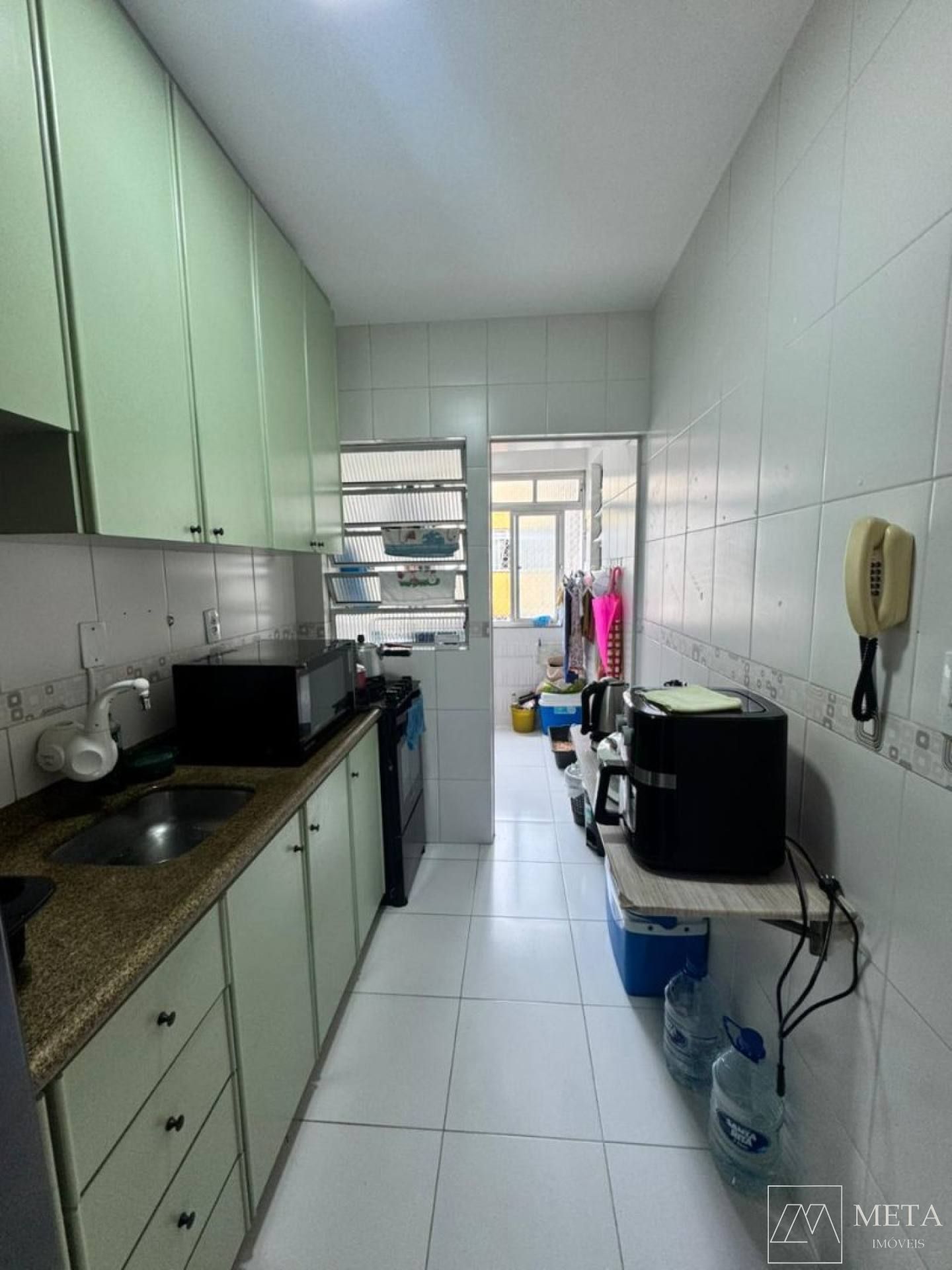 Apartamento com 2 dormitórios em Capoeiras - Florianópolis/SC