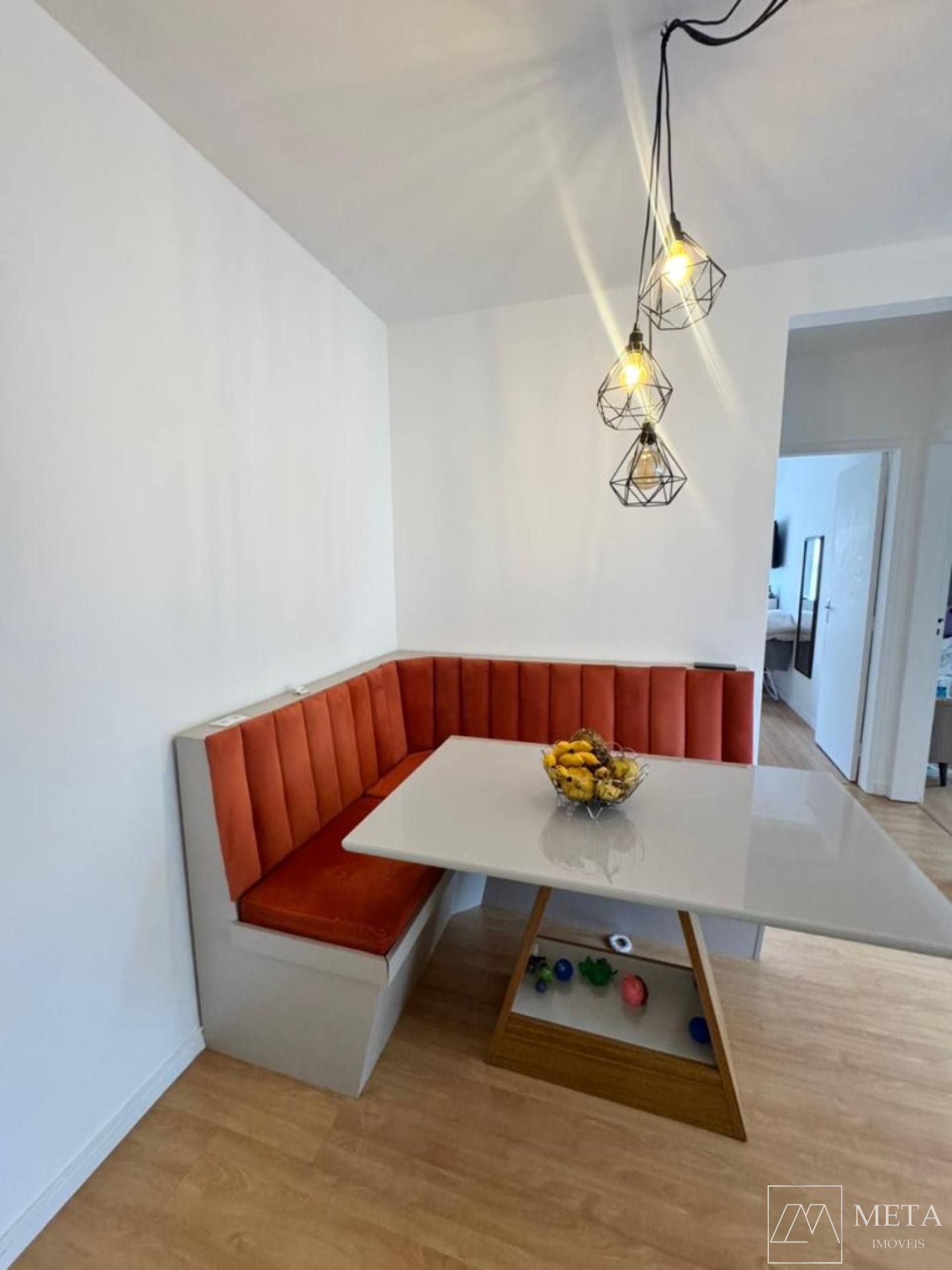 Apartamento com 2 dormitórios em Capoeiras - Florianópolis/SC