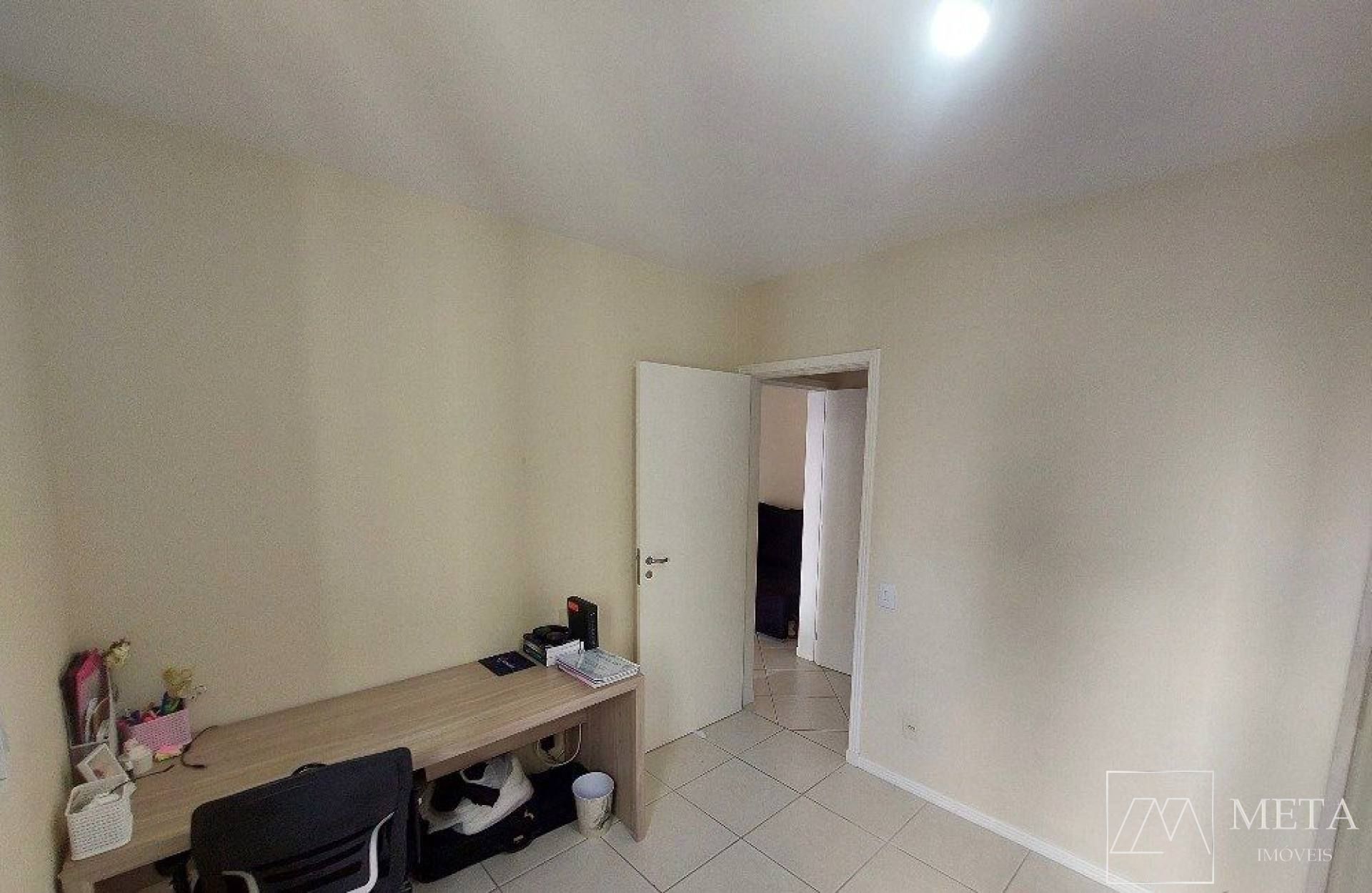 Apartamento com 2 dormitórios (1 suíte) em Campinas - São José/SC