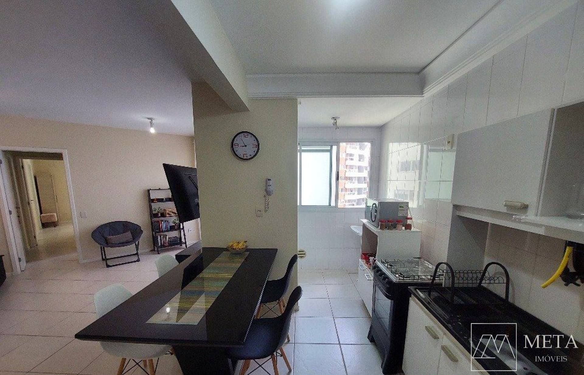 Apartamento com 2 dormitórios (1 suíte) em Campinas - São José/SC