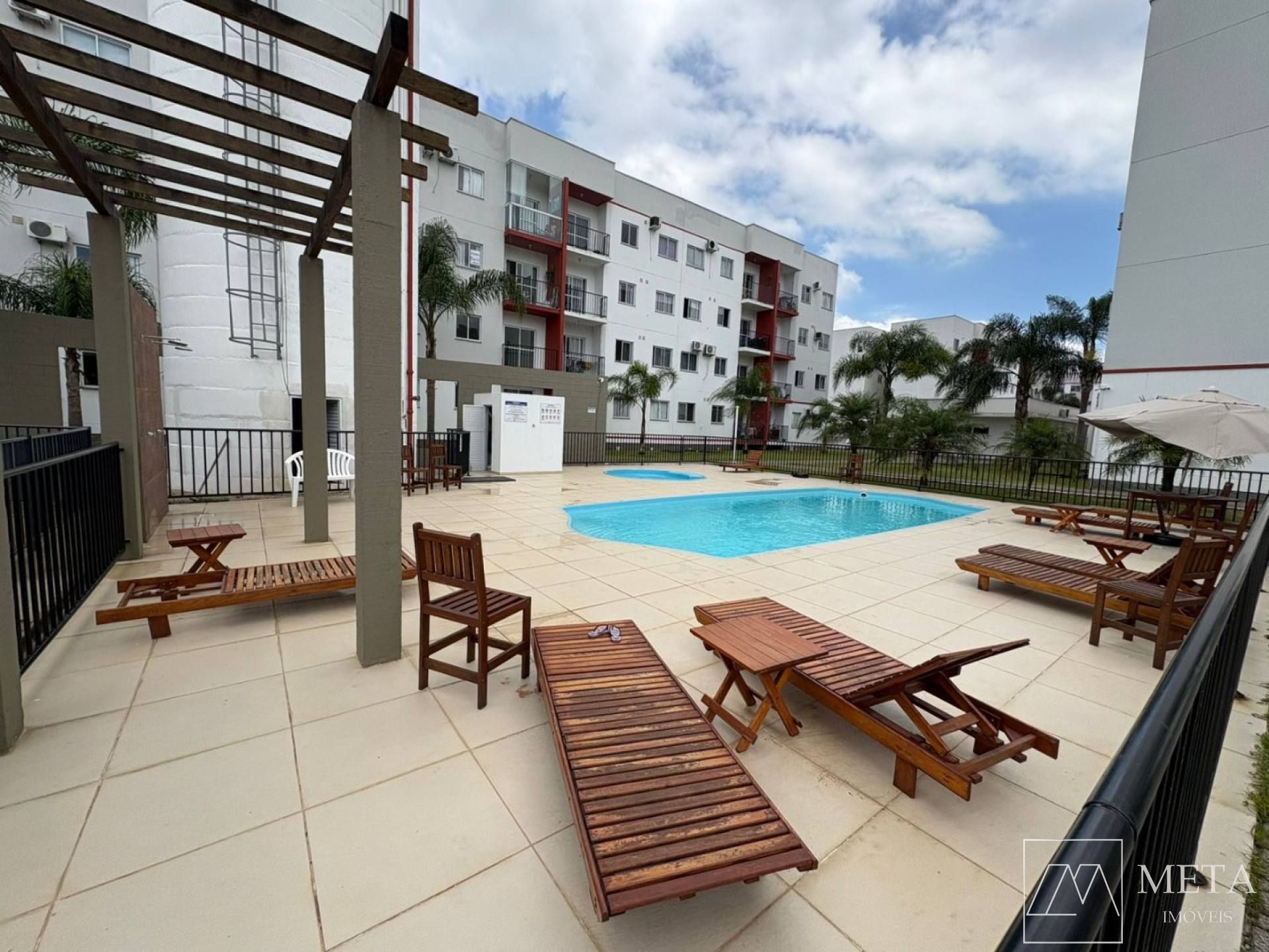 Apartamento com 2 dormitórios no Aririu - Palhoça/SC