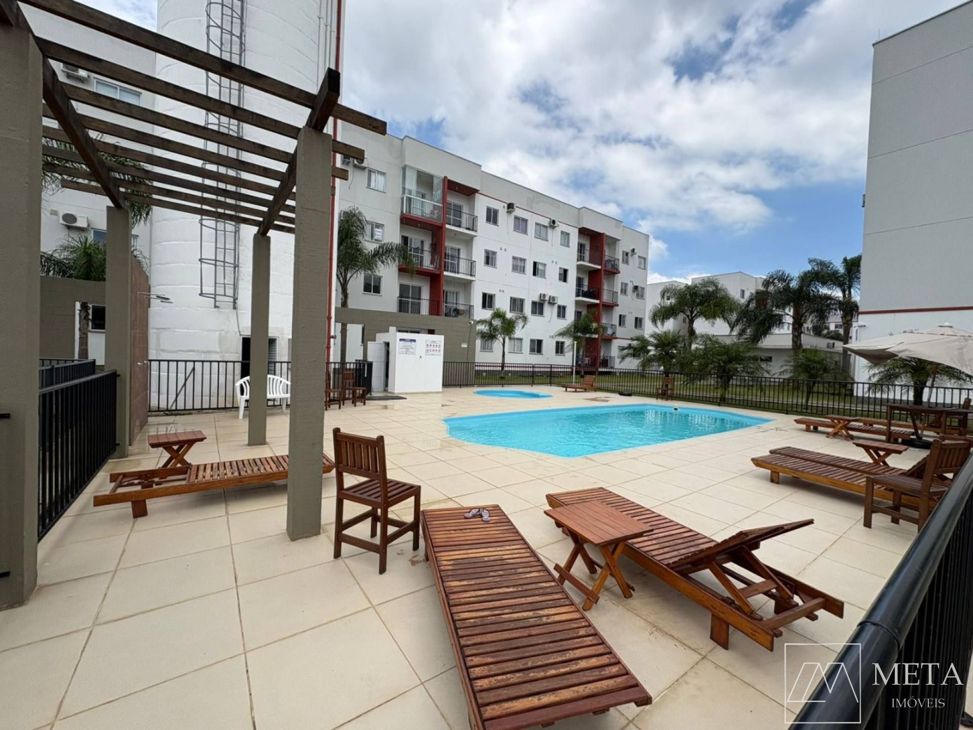 Apartamento com 2 dormitórios no Aririu - Palhoça/SC