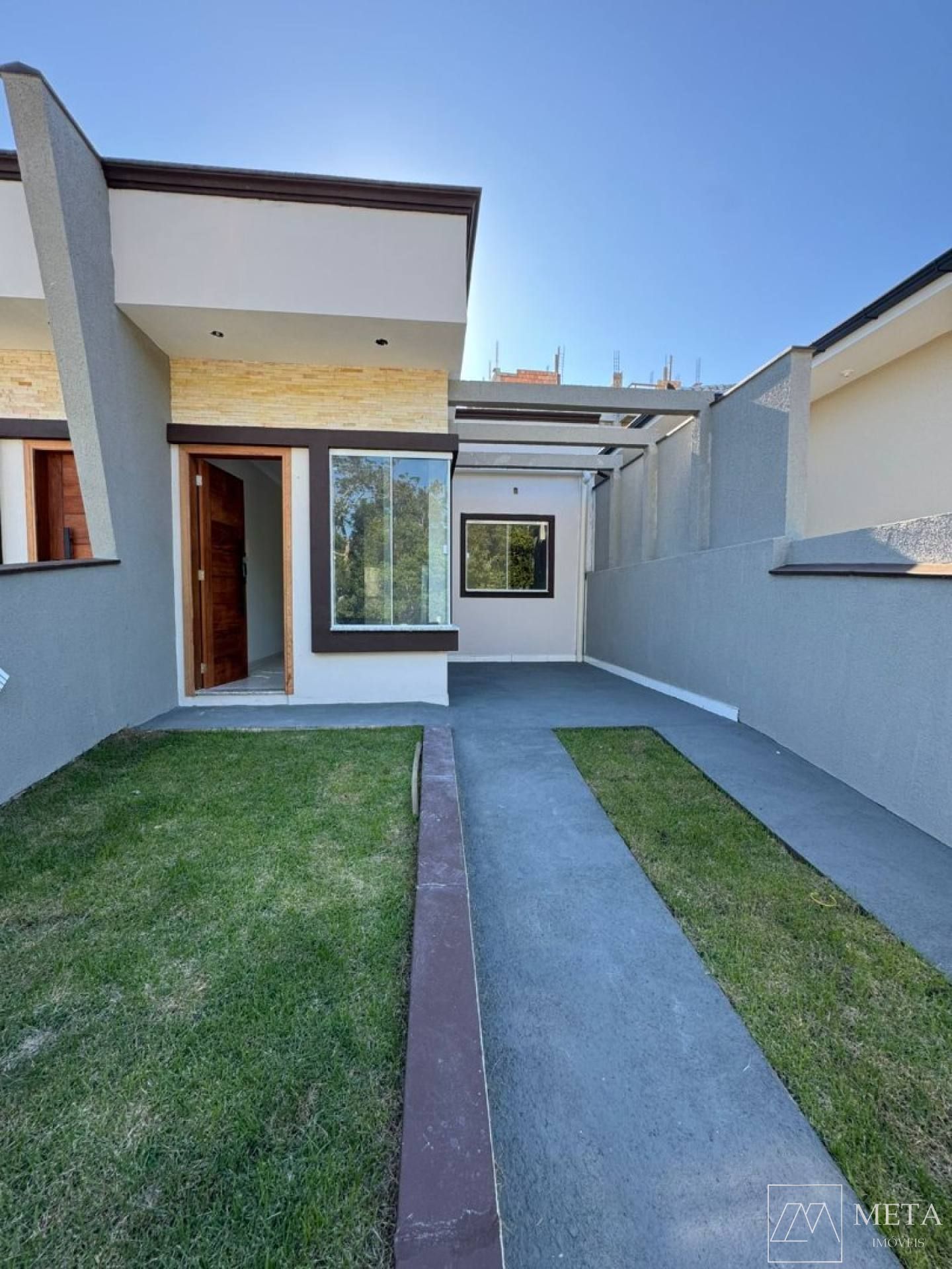 Casa com 2 dormitórios em Foquilhas - São José/SC