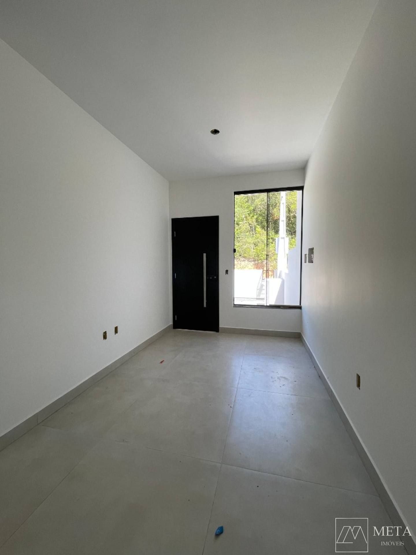 Casa com 2 dormitórios em Forquilhas - São José/SC