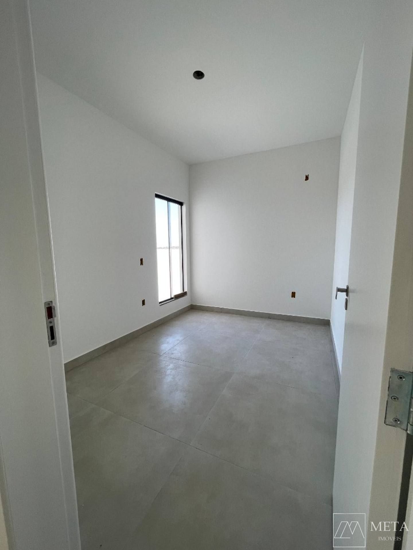 Casa com 2 dormitórios em Forquilhas - São José/SC