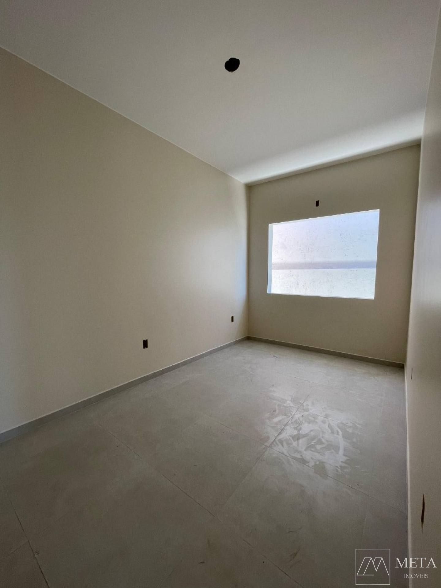 Casa com 2 dormitórios em Forquilhas - São José/SC