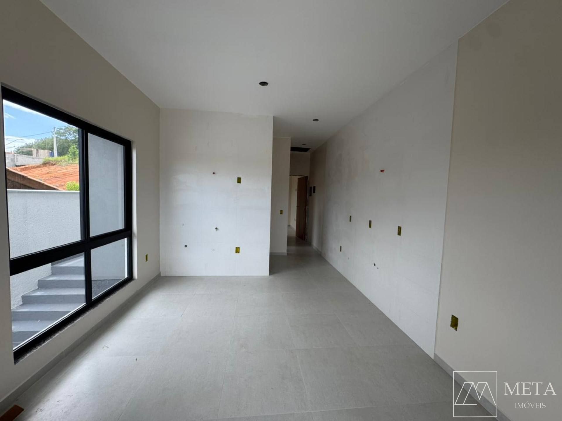 Casa com 2 dormitórios em Forquilhas - São José/SC