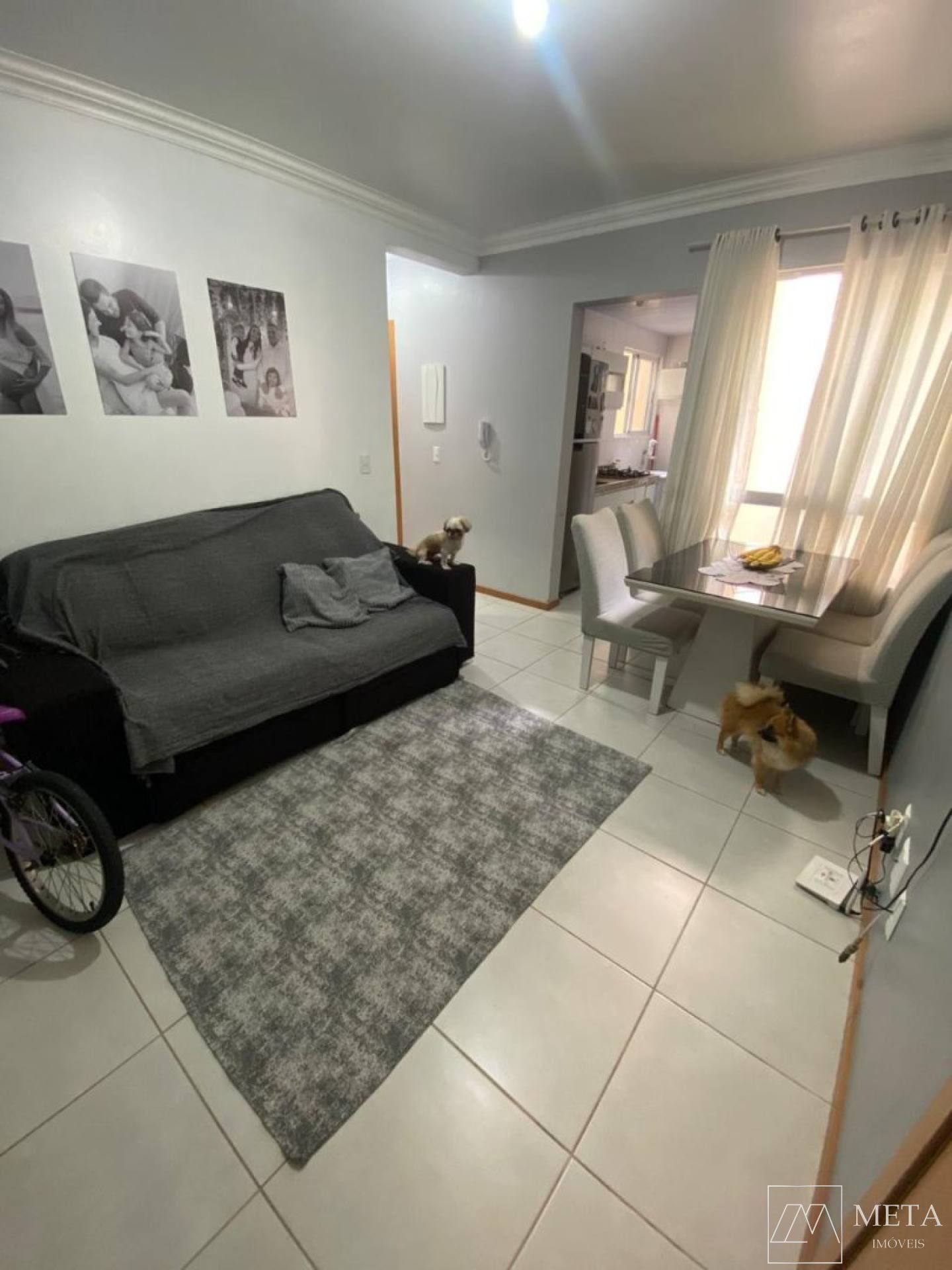 Apartamento com 2 dormitórios em Forquilhas - São José/SC