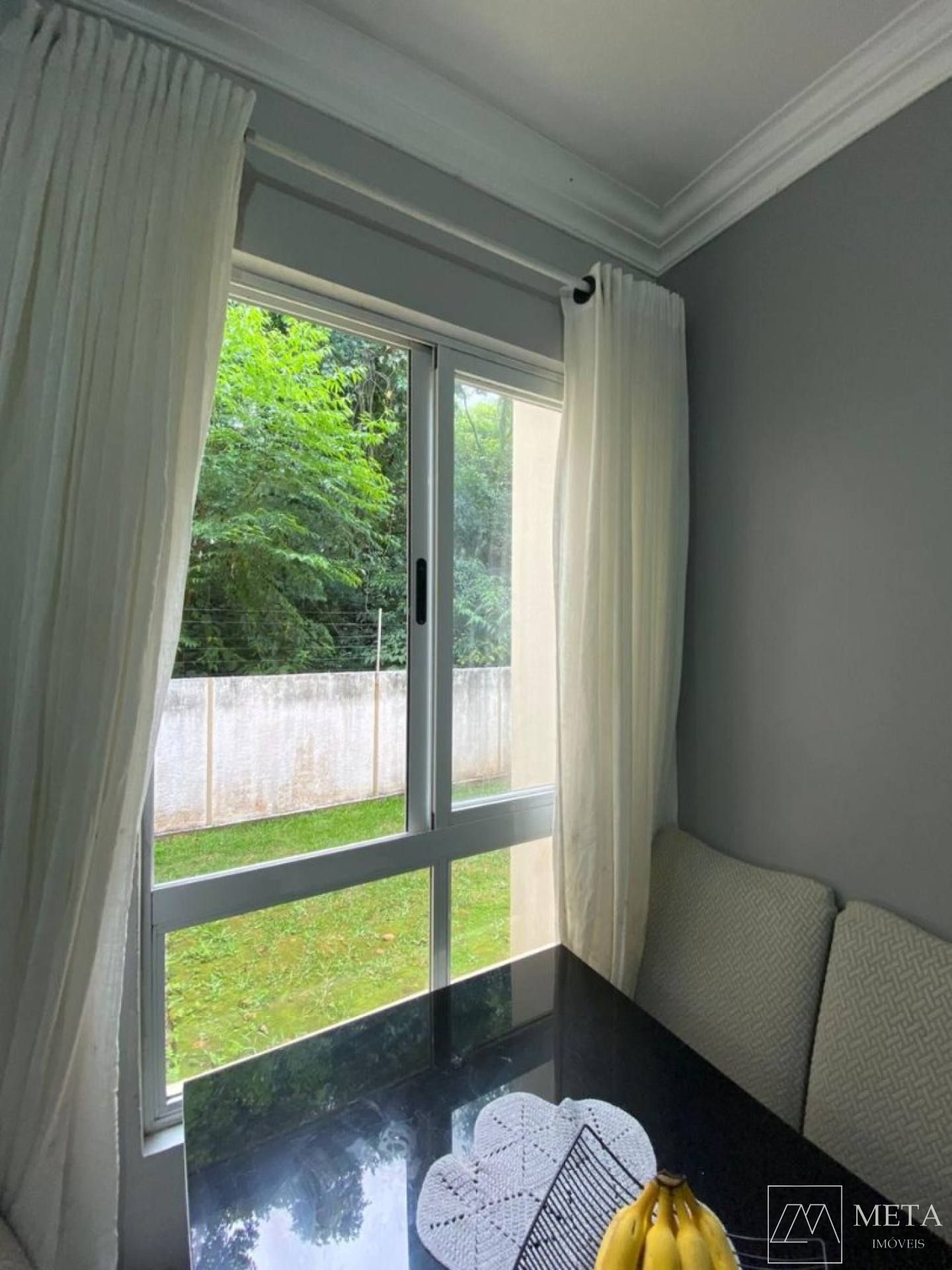 Apartamento com 2 dormitórios em Forquilhas - São José/SC