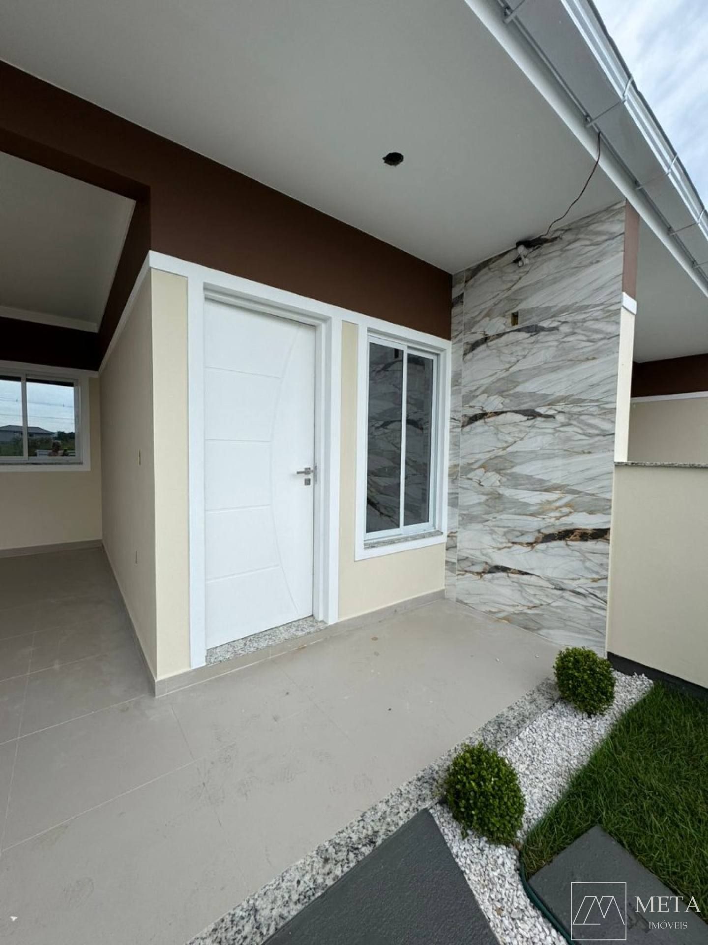 Casa com 2 dormitórios no Sertão do Maruim - São José/SC