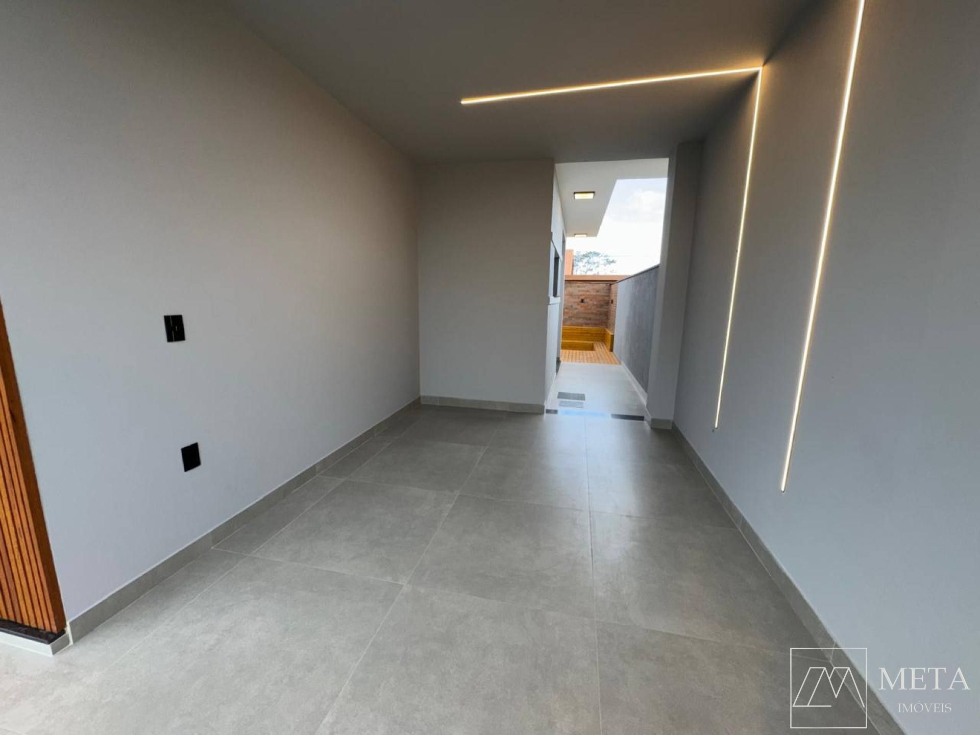 Casa com 3 dormitórios (1 suíte) na Barra do Aririu - Palhoça/SC