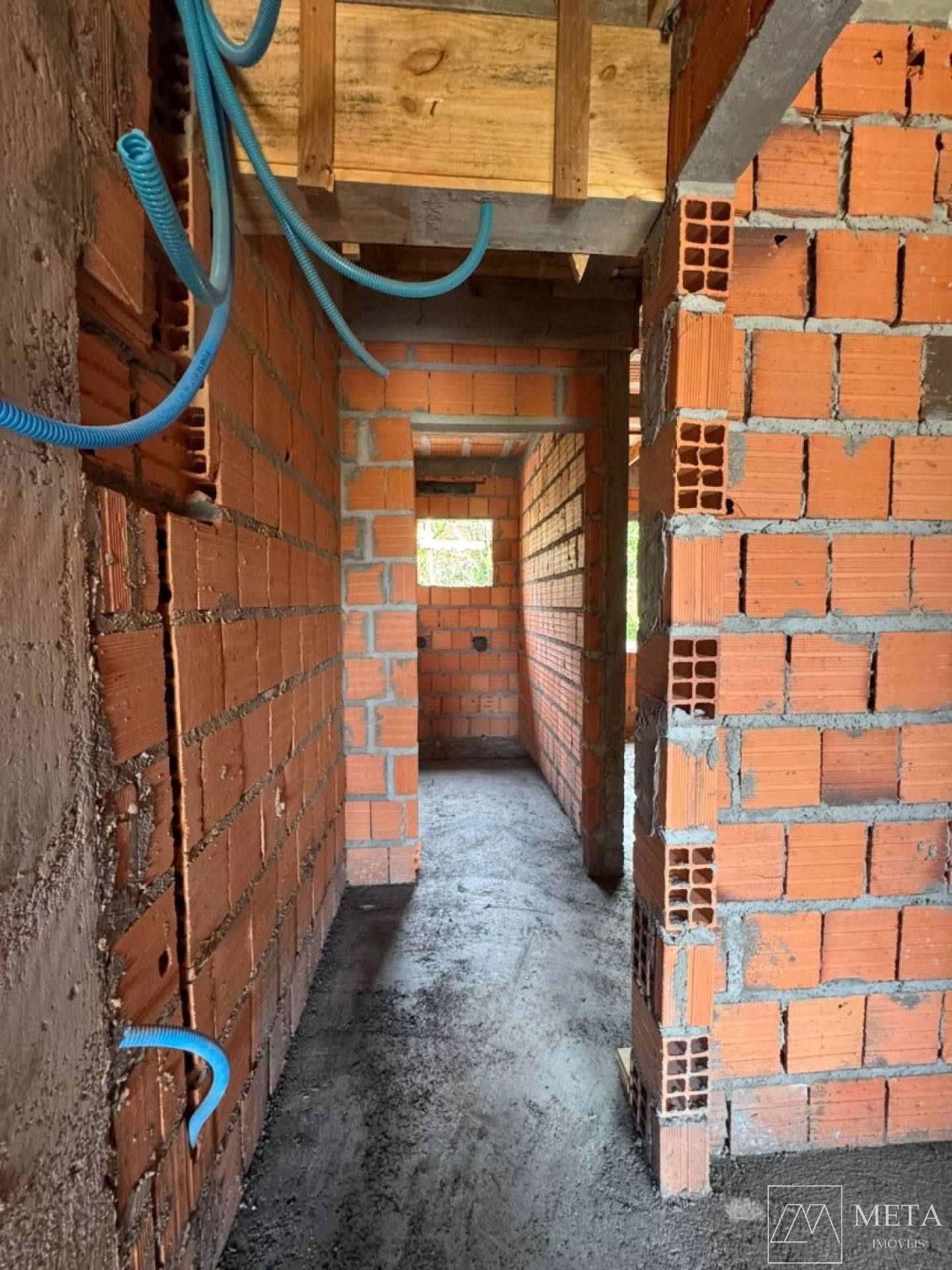 Sobrado com 2 suítes no Sertão do Maruim - São José/SC