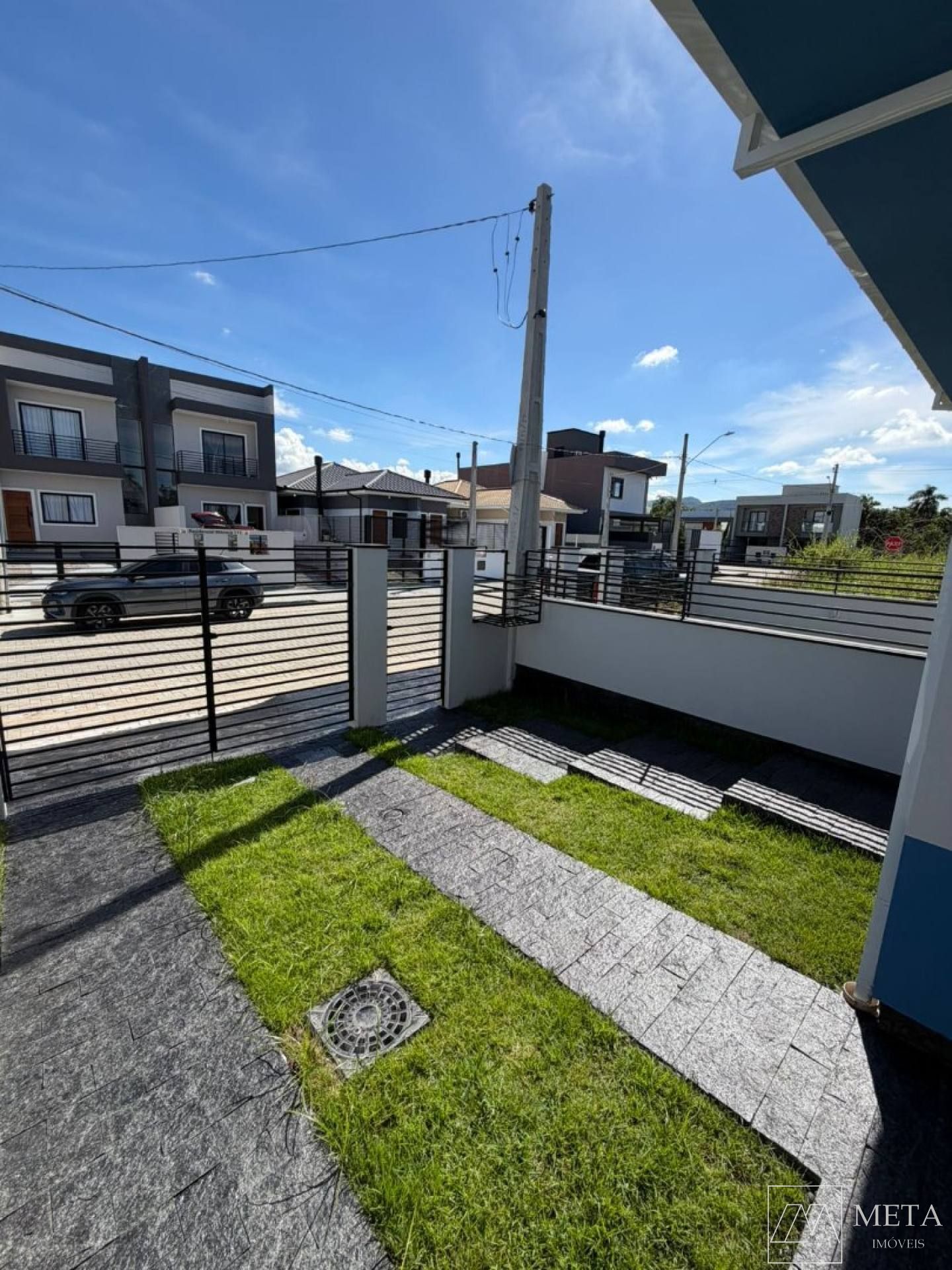 Casa com 2 dormitórios em Forquilhas - São José/SC