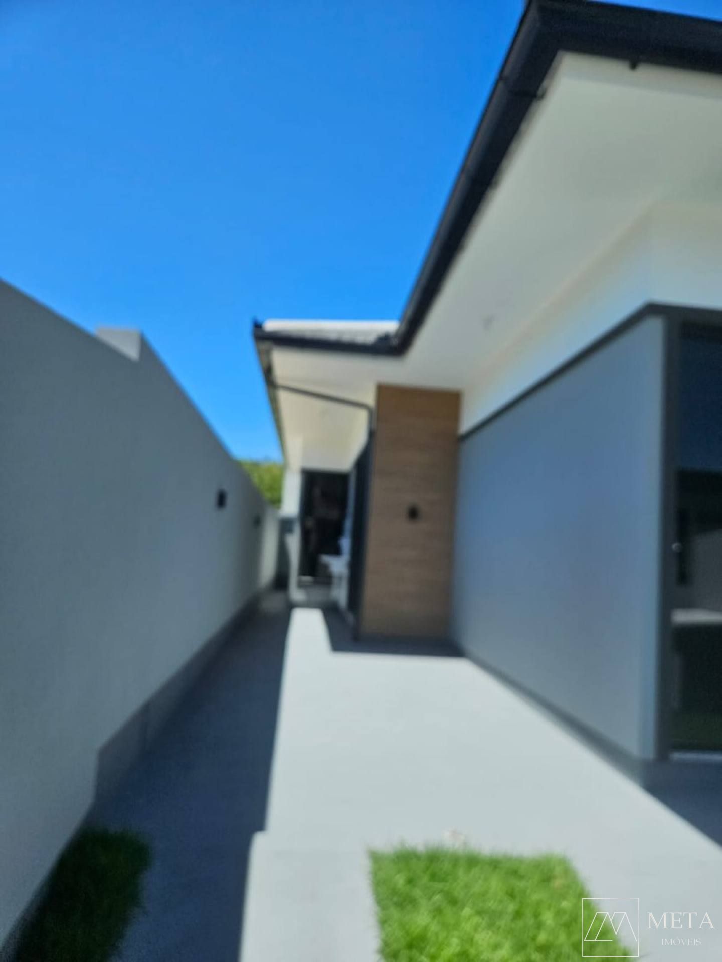 Casa com 2 dormitórios em Forquilhas - São José/SC