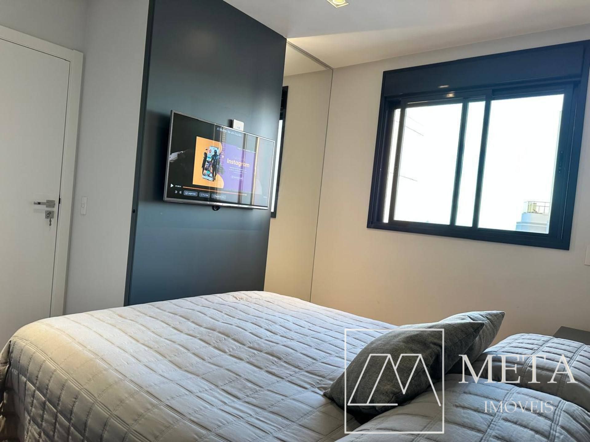 Apartamento com 2 dormitórios na Agronômica - Florianópolis/SC