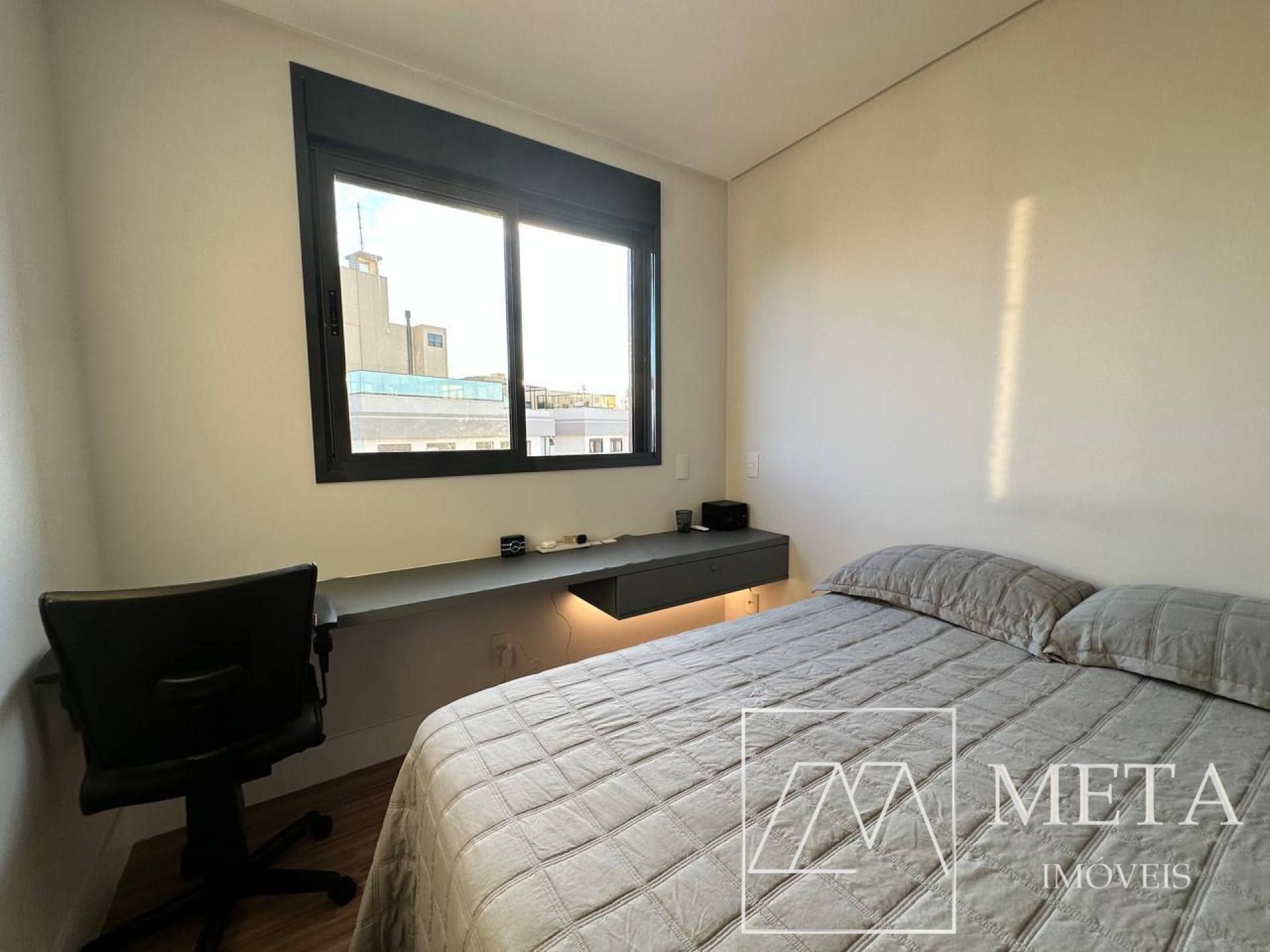 Apartamento com 2 dormitórios na Agronômica - Florianópolis/SC