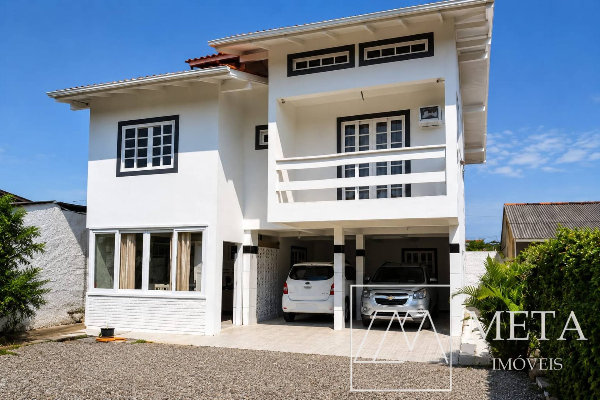 Casa à Venda em Palhoça – Duas Casas no Mesmo Terreno e Renda Imediata
