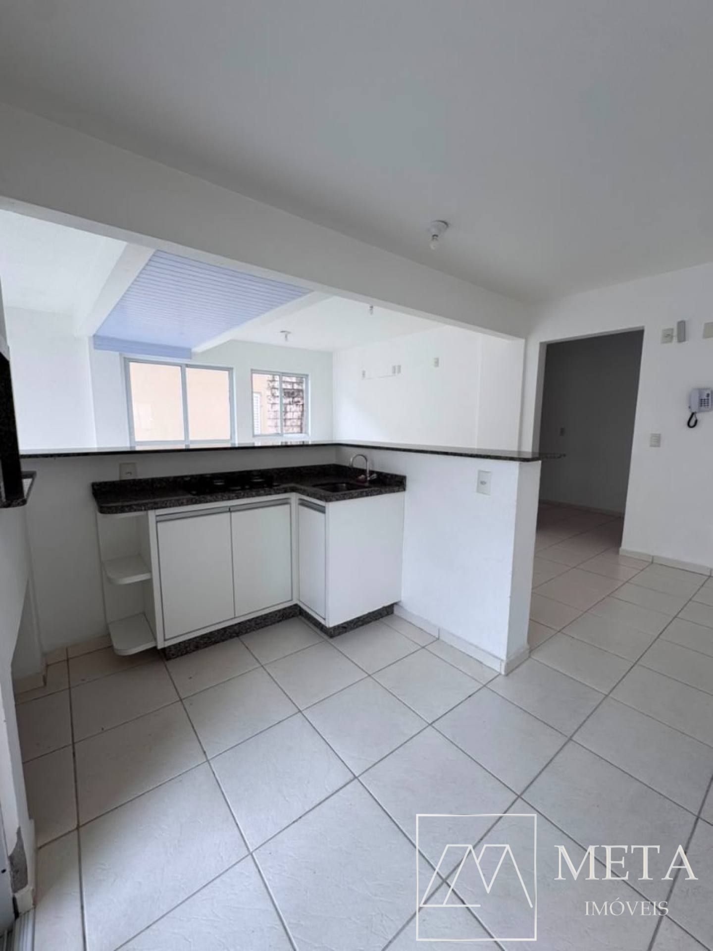Apartamento à venda – Biguaçu.