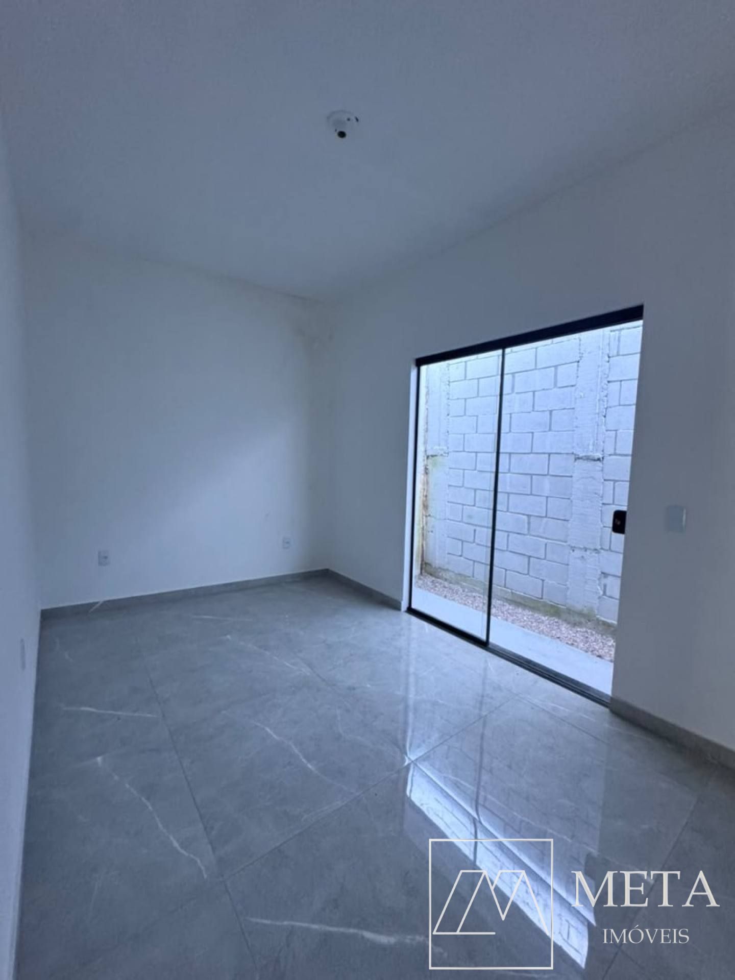CASA À VENDA – LISBOA 3