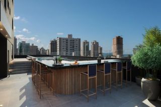 IMÓVEL COM 03 SUÍTES EM EXCELENTE LOCALIZAÇÃO 