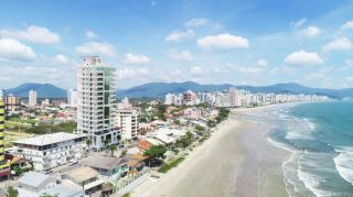 IMÓVEL COM 03 SUÍTES FRENTE MAR EM BALN. PEREQUÊ