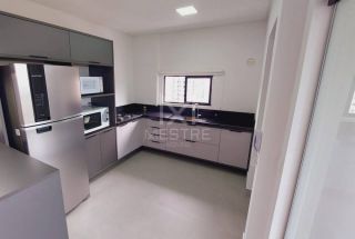 APARTAMENTO 3 SUÍTES MOBILIADO ANDAR ALTO PARA LOCAÇÃO ANUAL NA MEIA PRAIA - REF 124119