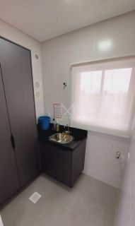 APARTAMENTO 3 SUÍTES MOBILIADO ANDAR ALTO PARA LOCAÇÃO ANUAL NA MEIA PRAIA - REF 124119