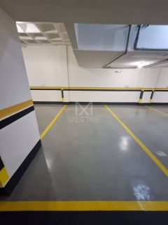 MORE EM UM APARTAMENTO QUADRA MAR