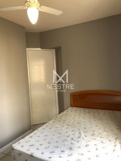APARTAMENTO NA SEGUNDA QUADRA DO MAR MEIA PRAIA