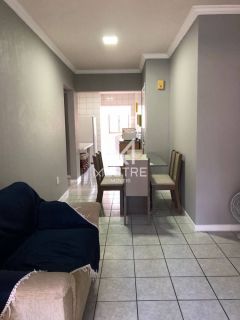 APARTAMENTO NA SEGUNDA QUADRA DO MAR MEIA PRAIA